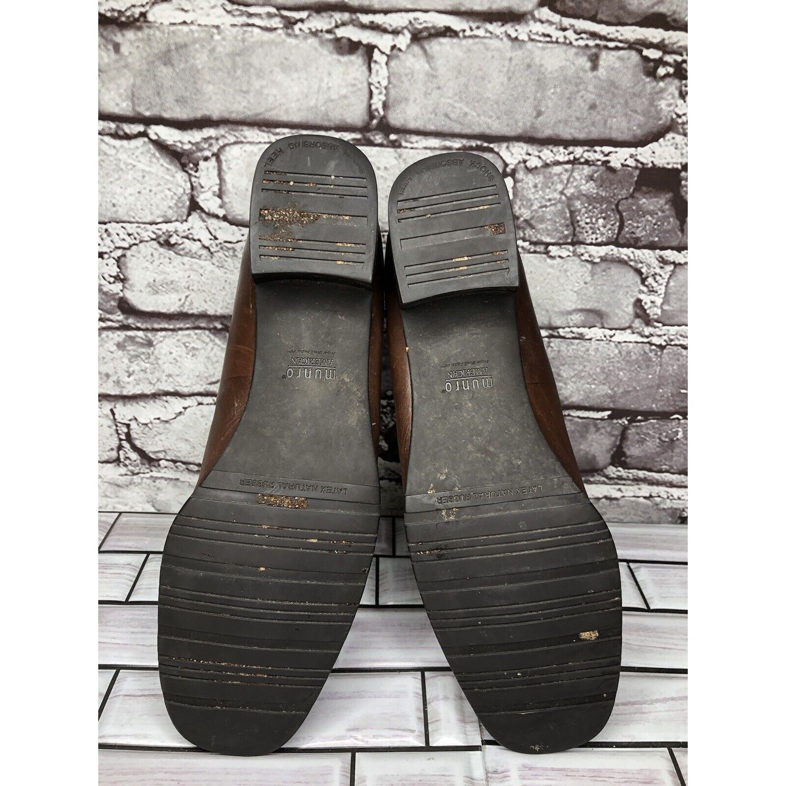 Other Munro American Brown Leather Slip On Square Toe Heel Loafers Size US 10 / IT 40 - 16 Thumbnail