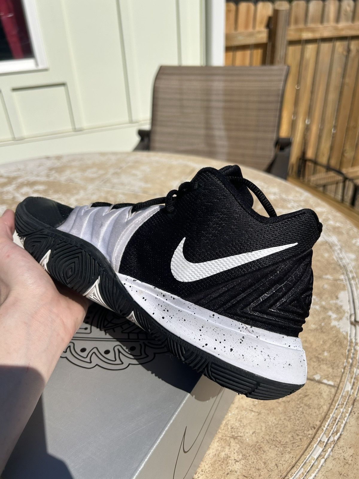Nike nike kyrie 5 team black Size US 8.5 / EU 41-42 - 10 Thumbnail