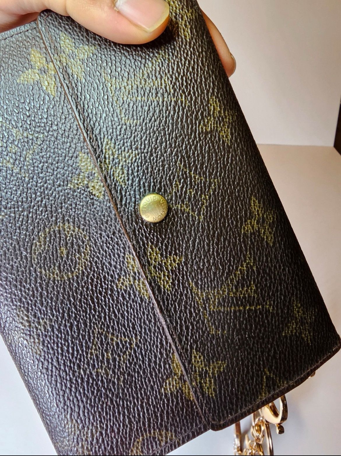 Louis Vuitton Louis vuitton crossbody wallet purse. Lv monogram. Size ONE SIZE - 5 Thumbnail