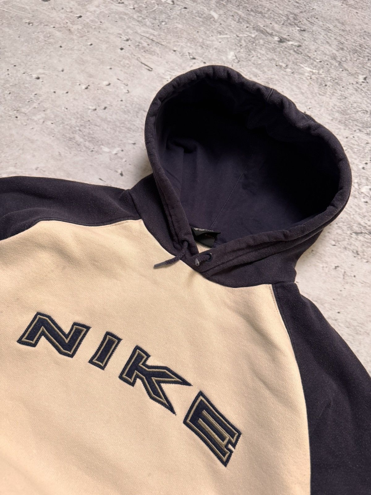 Nike × Vintage NIKE VINTAGE CENTER LOGO OVERSIZE BOXY HOODIE Size US XL / EU 56 / 4 - 4 Thumbnail