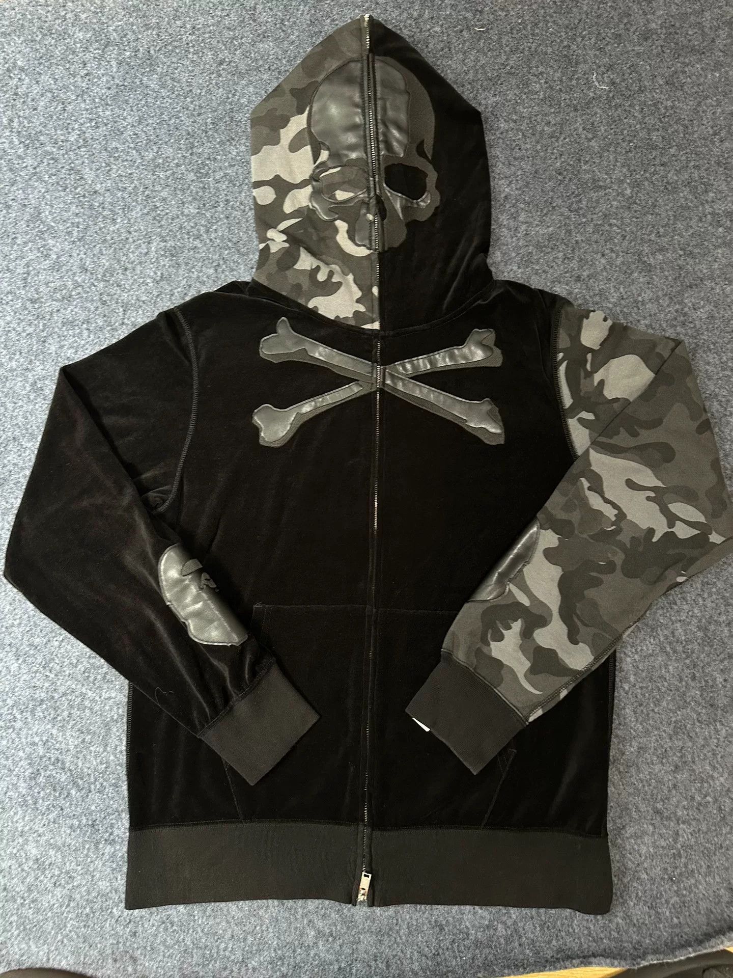 Bape × Mastermind Japan Bape J Multi Shark Sweatshirt Pullover Size US XL / EU 56 / 4 - 1 Thumbnail
