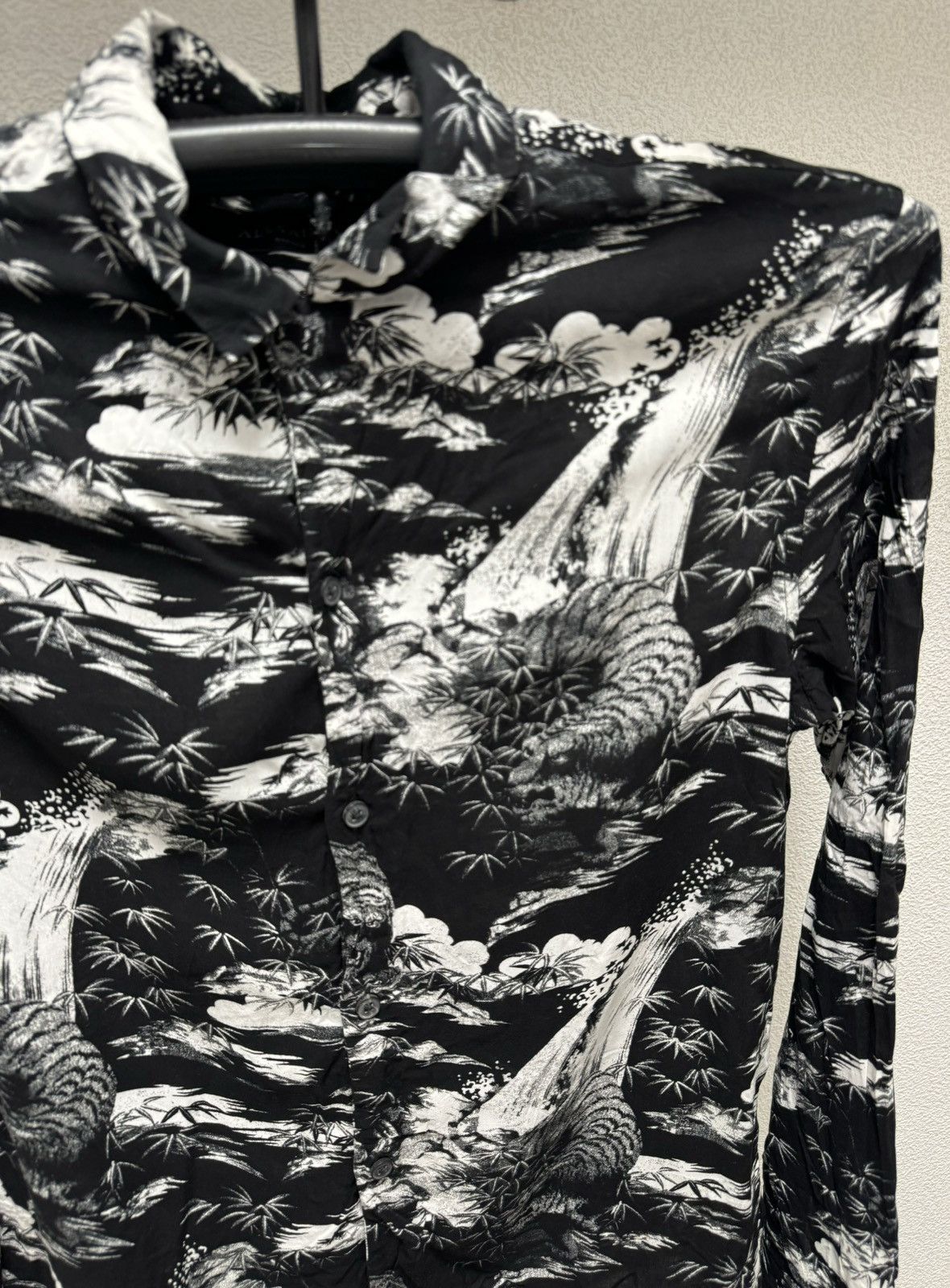 Allsaints Allsaints fullprint longsleeve t-shirt black S Japanese bran Size US S / EU 44-46 / 1 - 5 Thumbnail