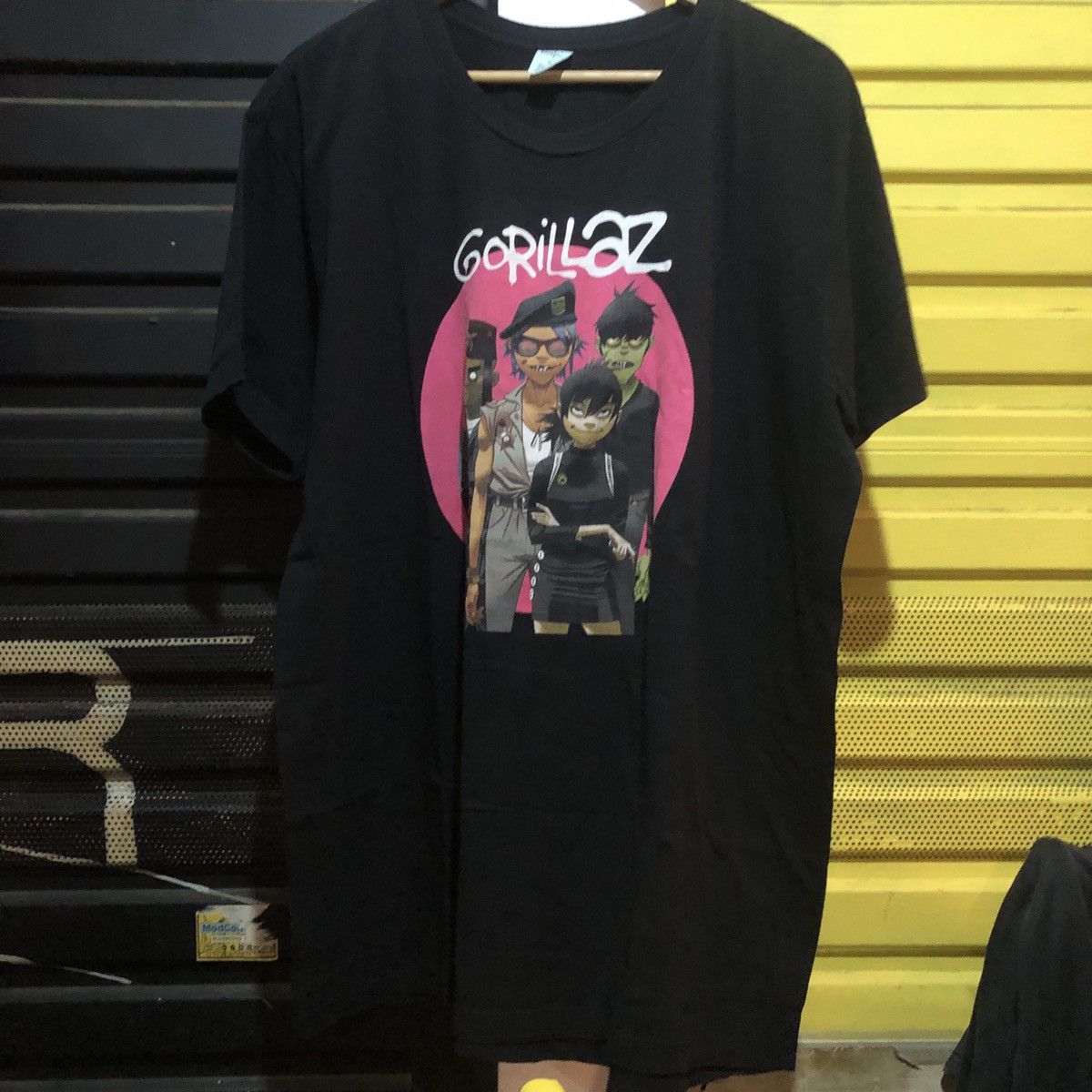Band Tees Gorillaz Band Tee Size US XL / EU 56 / 4 - 2 Thumbnail