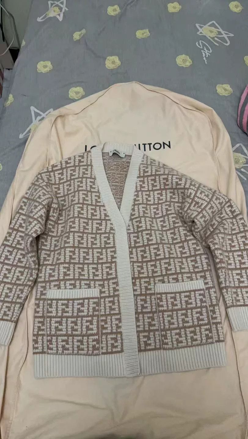 Fendi Fendi Monogram Print Coat Size 40 Size US S / EU 44-46 / 1 - 1 Thumbnail