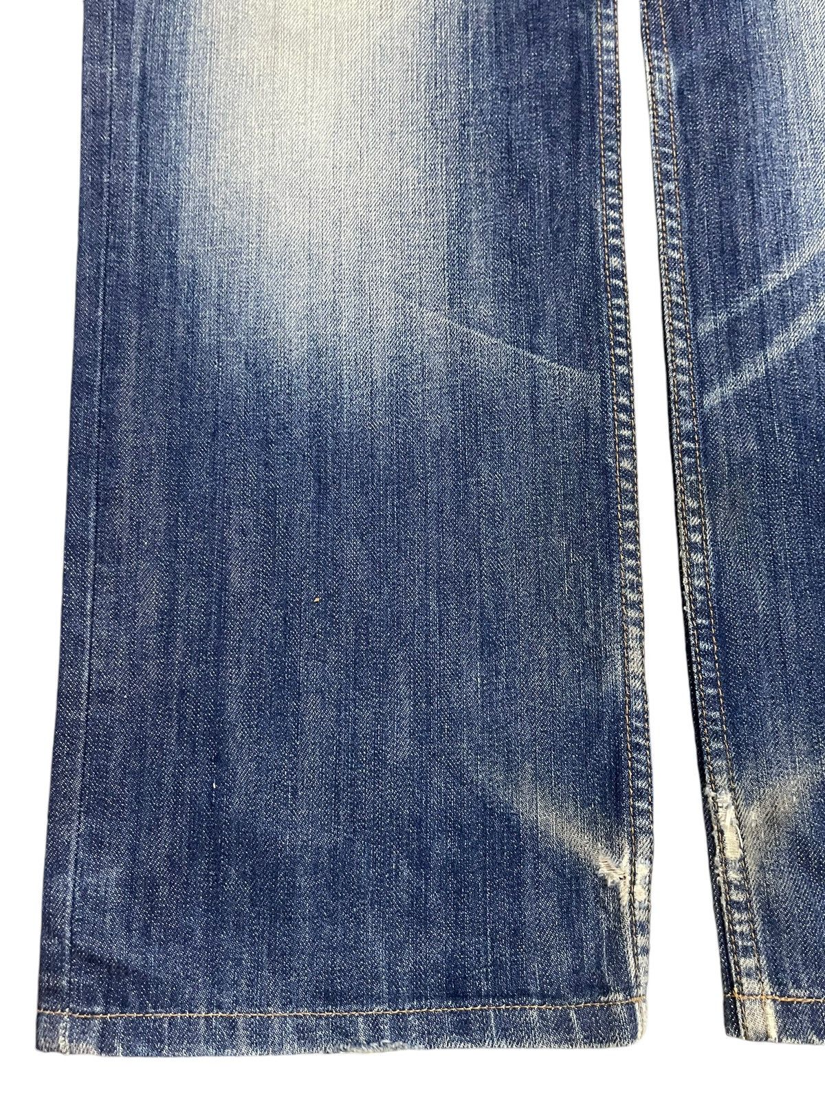Levi's Vintage Levis 502 Blue Faded Wash Style Baggy Jeans Size US 36 / EU 52 - 7 Thumbnail