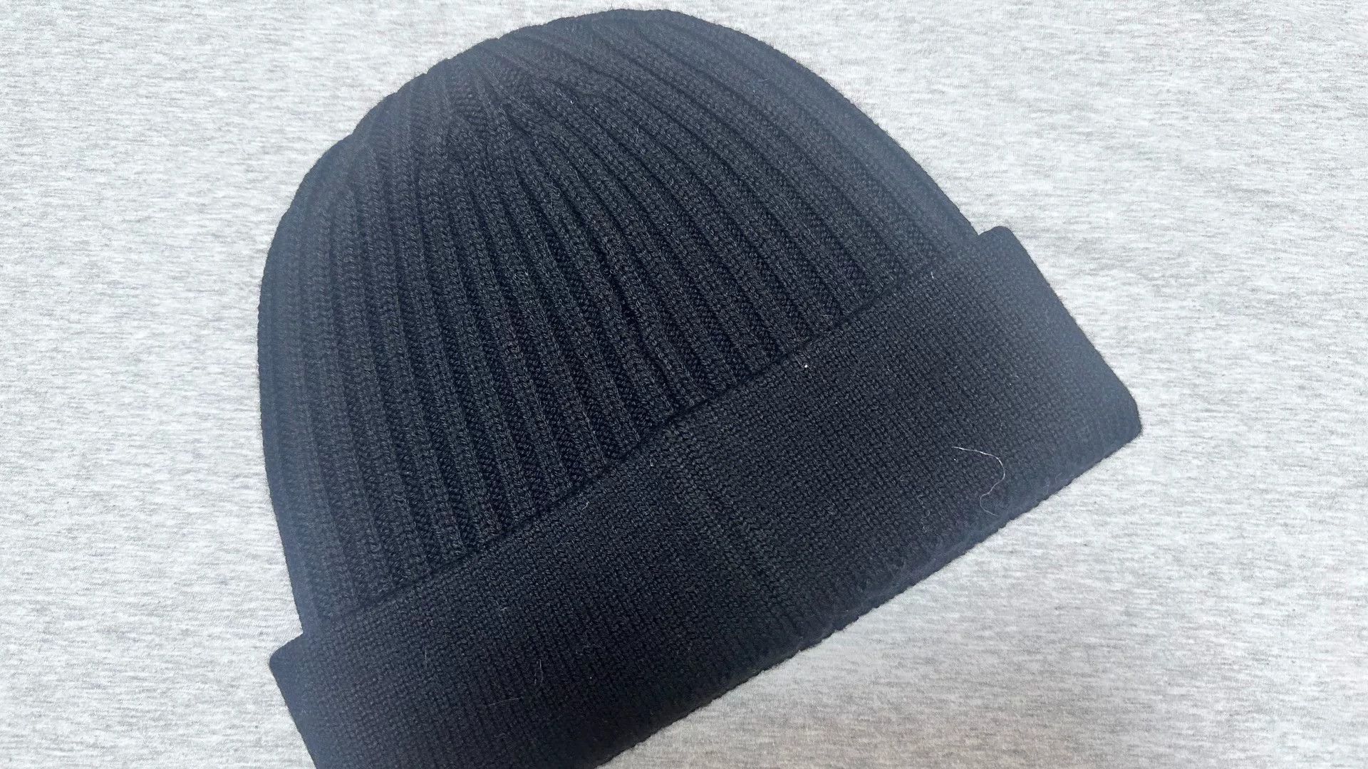 Loewe Loewe Black Knit Beanie Cap with Logo Size ONE SIZE - 3 Thumbnail