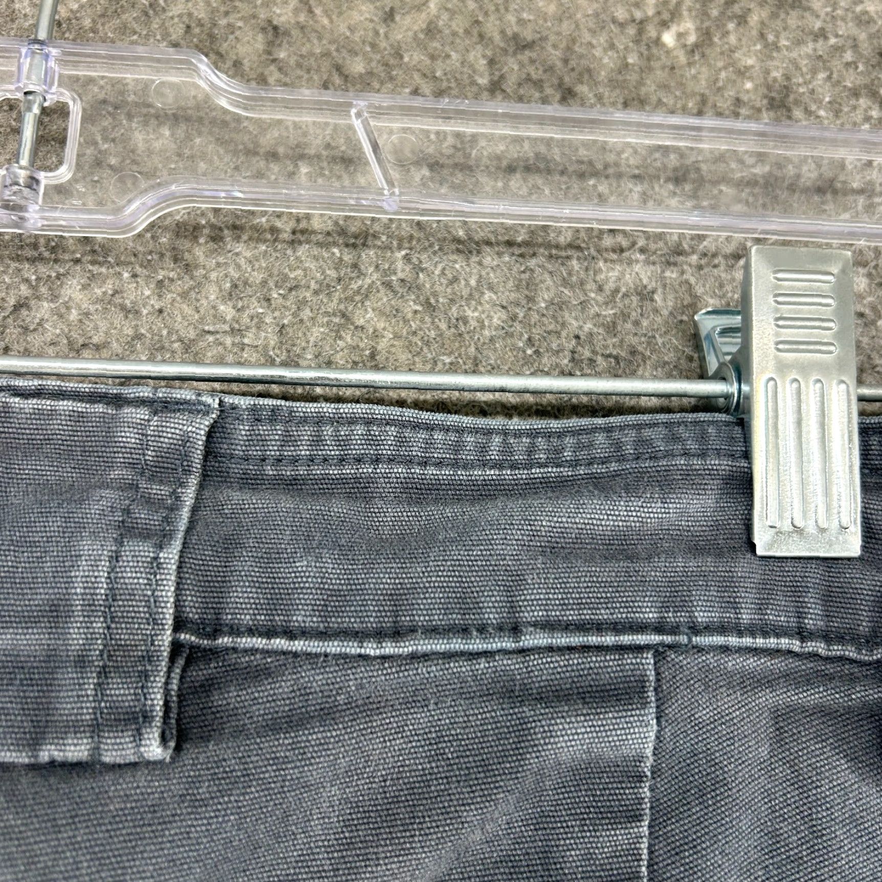 Vintage Duluth Pants Men Casual Workwear Cargo Flat Front Relaxed Straight Gray 34x30 Cotton Canvas Pockets Logo Zipper Vintage No Size US 34 / EU 50 - 6 Thumbnail