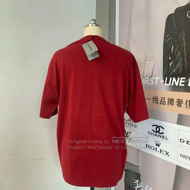 Balenciaga Balenciaga Burgundy Wheat Short Sleeve L Size Size US L / EU 52-54 / 3 - 2 Thumbnail