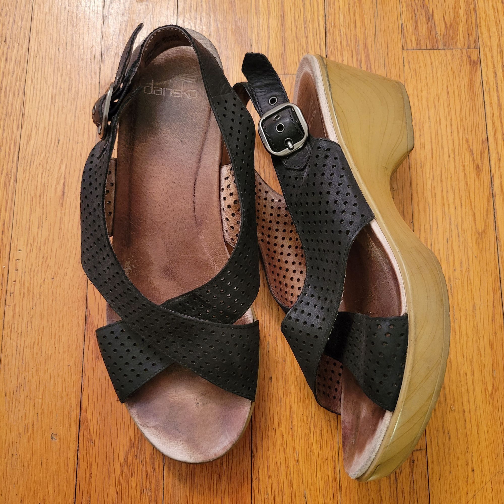 Dansko Dansko JACINDA Perforated Leather Sandals 41 Black Tan Wedge Size US 11 / IT 41 - 1 Thumbnail