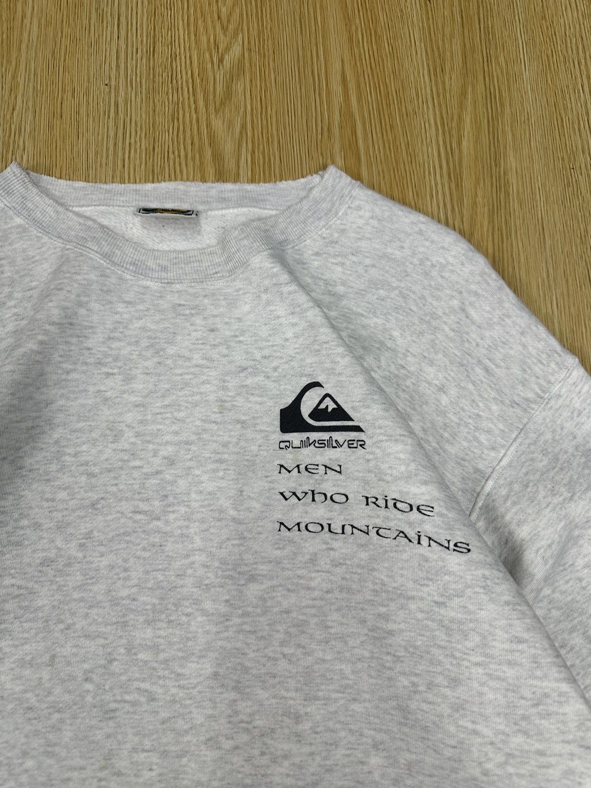 Quiksilver Vintage Quiksilver Men Who Ride Mountains Crewneck Z229 Size US XL / EU 56 / 4 - 4 Thumbnail