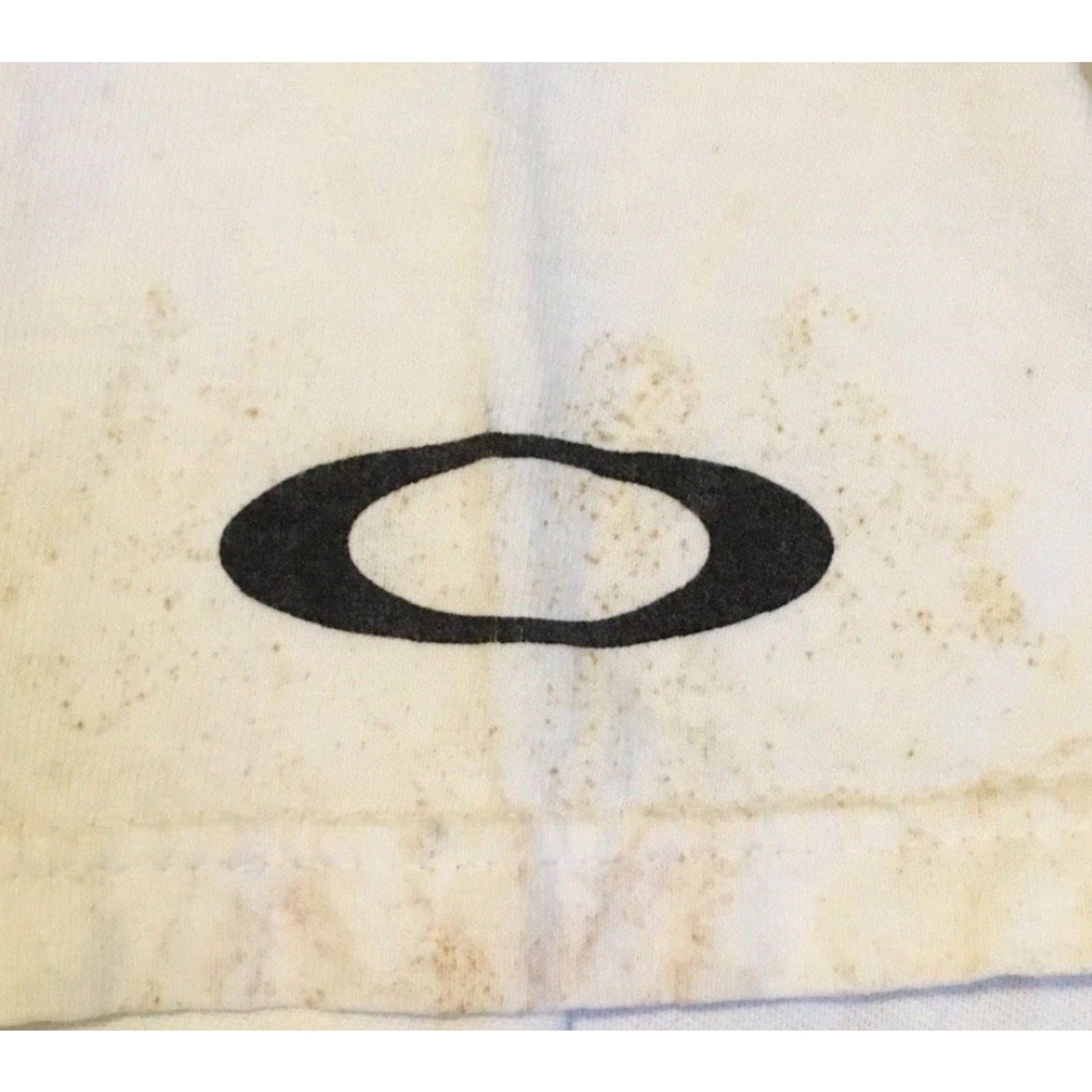 Oakley Vtg Oakley Thrashed Faded Distress Shirt XL White Men's T-Shirt 90s Y2K Cyber Skate Gorpop/Software Logo Details Size US XL / EU 56 / 4 - 3 Thumbnail