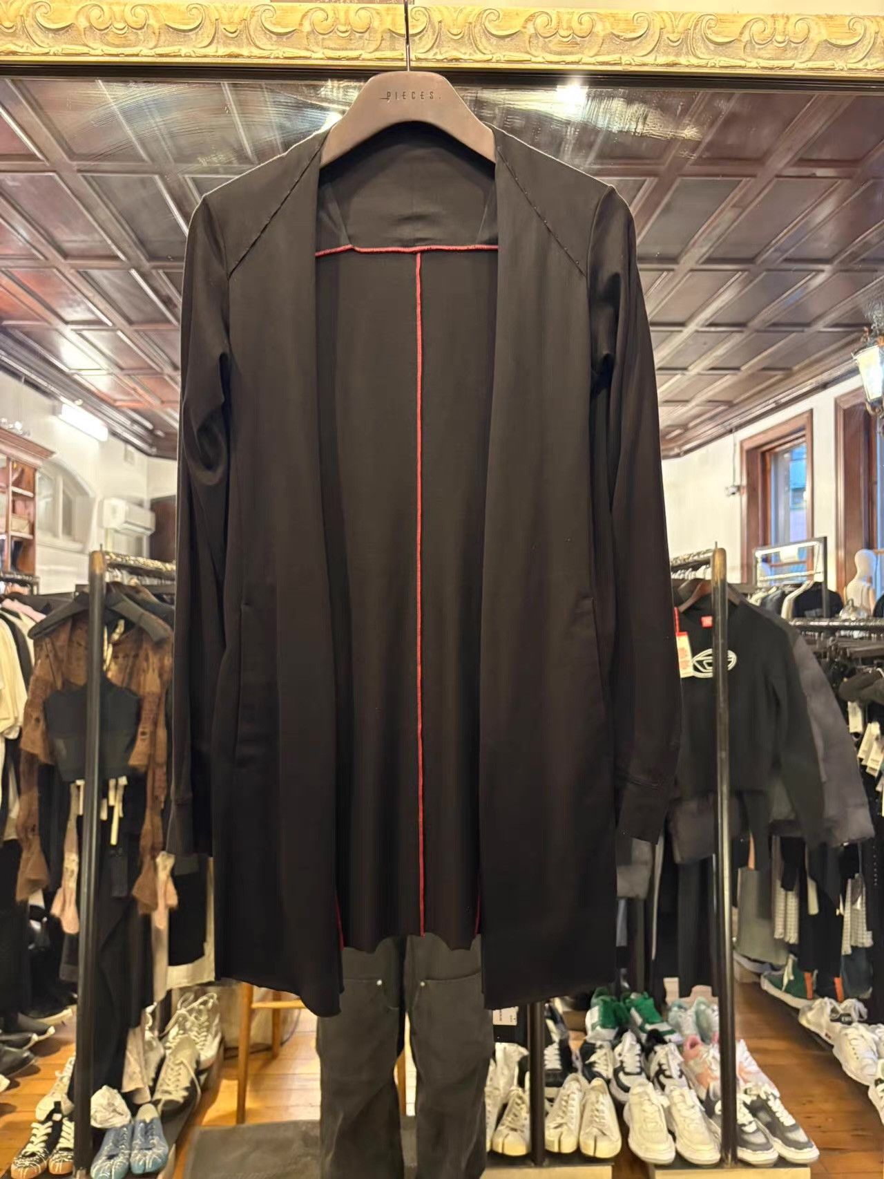 Devoa Devoa 17SS cardigan with red inner overlock stitching Ｑ25 Size US XS / EU 42 / 0 - 1 Thumbnail