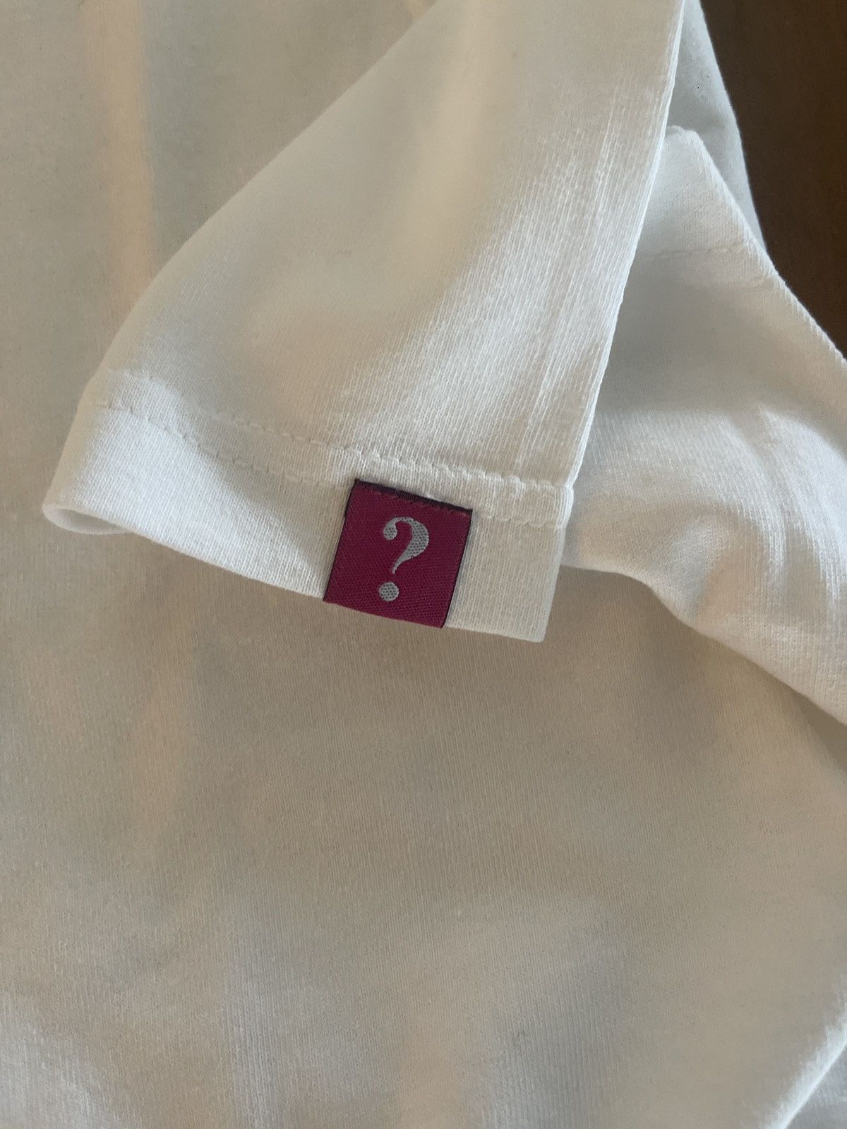 Other Bermuda Glitter shopping tee Size US XL / EU 56 / 4 - 5 Thumbnail
