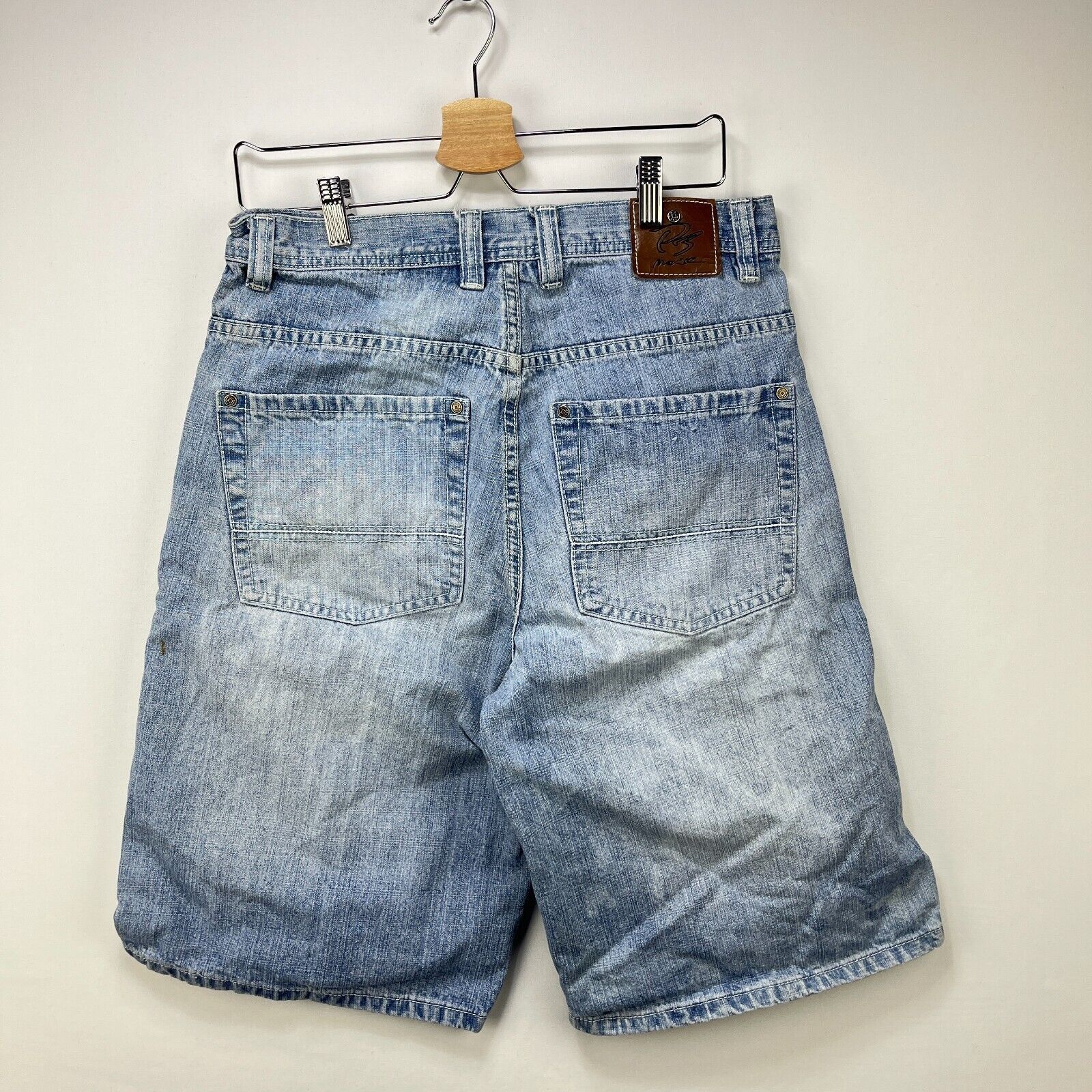 Vintage Vintage Y2K Baggy Jorts Denim Shorts Skater 32 Size US 32 / EU 48 - 1 Thumbnail