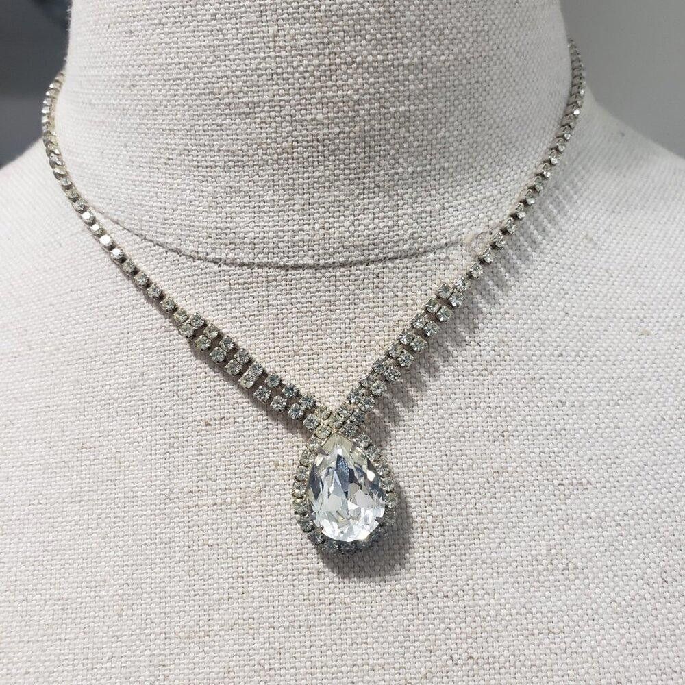 Designer Cubic Zirconia Pear Shaped Silver Vintage Necklace 16" Size ONE SIZE - 1 Thumbnail
