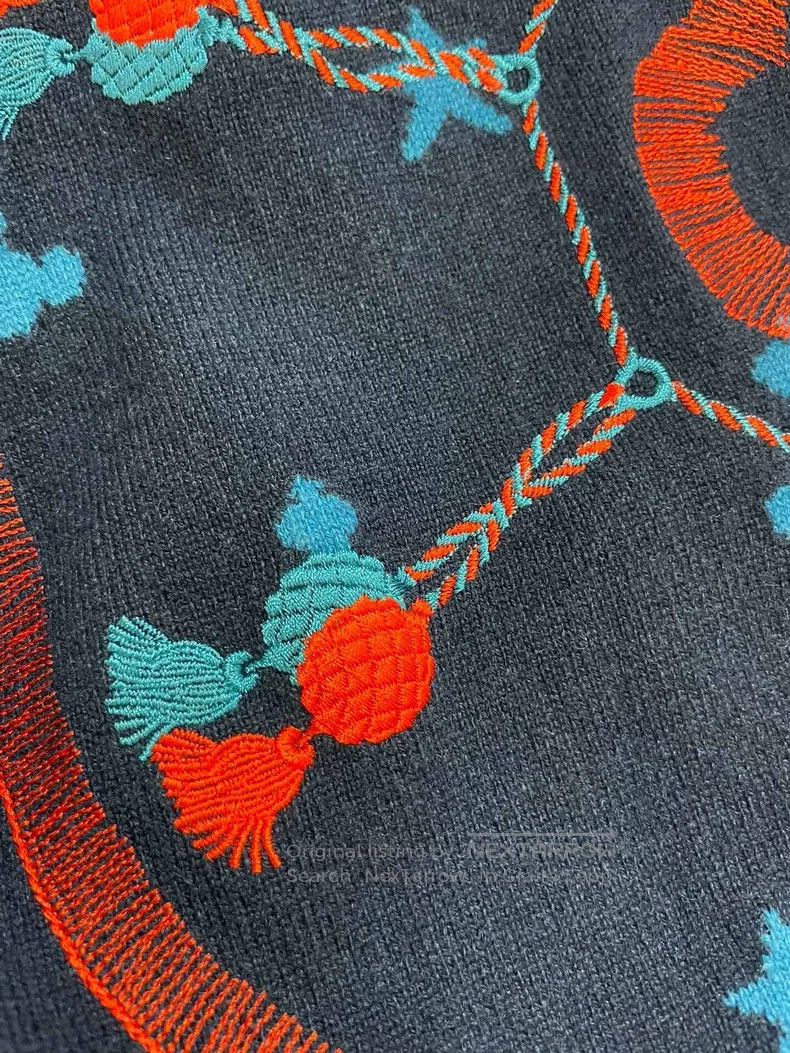 Hermes Hermes Embroidered Cashmere Sweater Size XS / US 0-2 / IT 36-38 - 4 Thumbnail