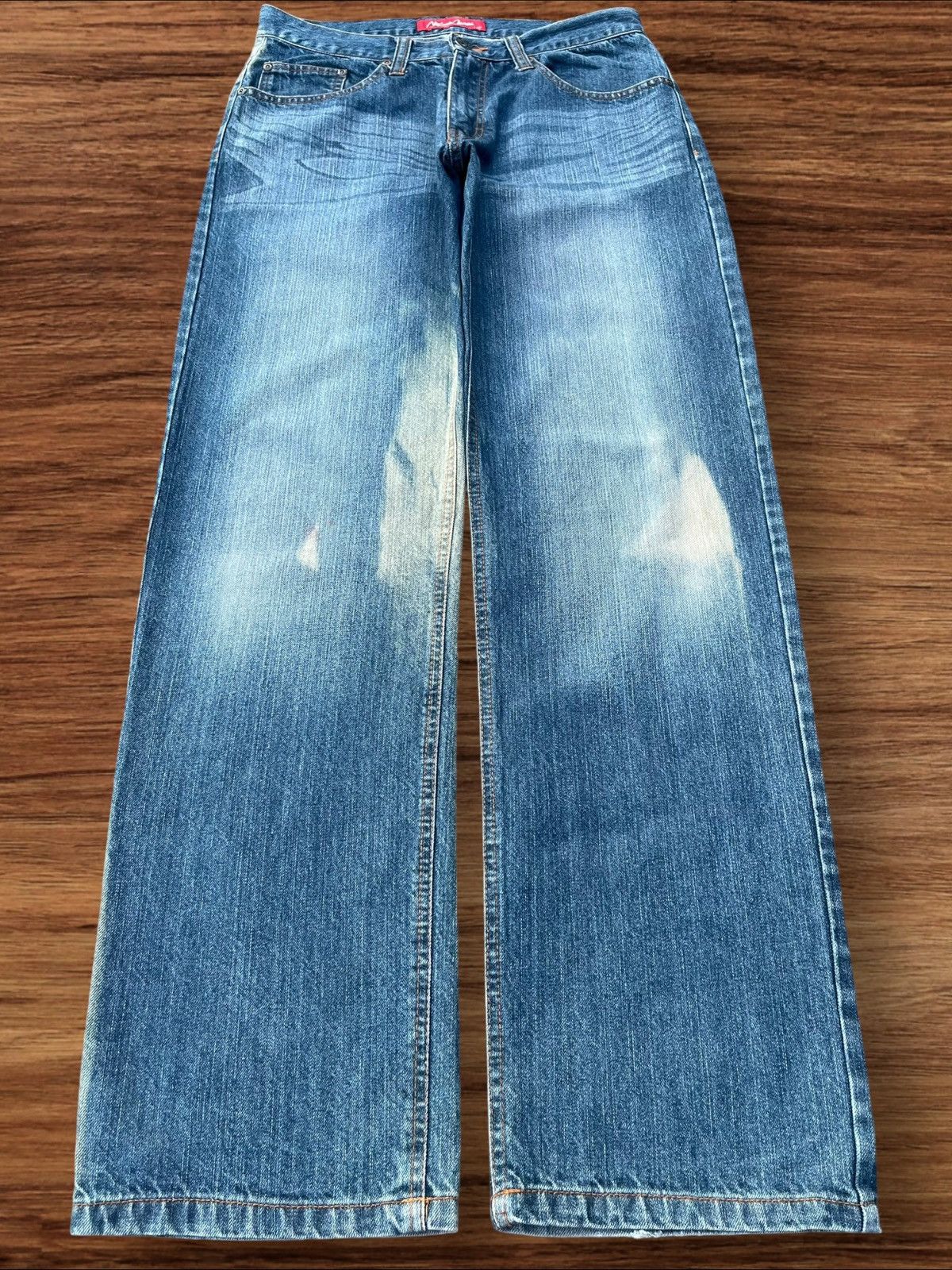 Japanese Brand Vintage Japanese Brand Blue Washed Mid Rise Relaxed Fit Jean Size US 32 / EU 48 - 1 Thumbnail