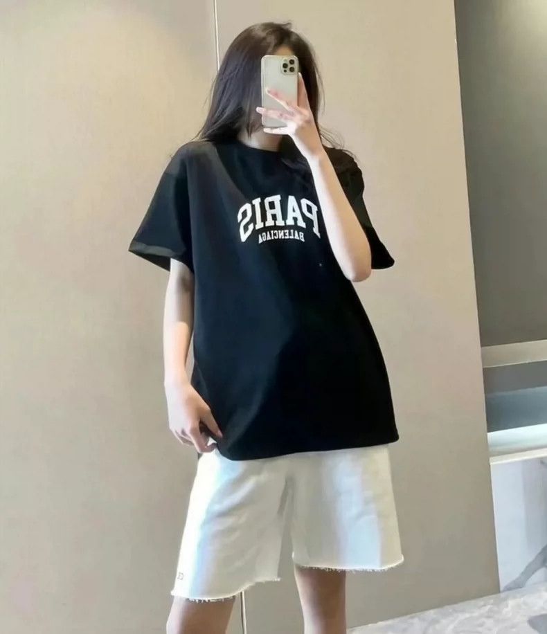 Balenciaga Balenciaga Paris monogrammed Logo short sleeves Size US M / EU 48-50 / 2 - 8 Thumbnail