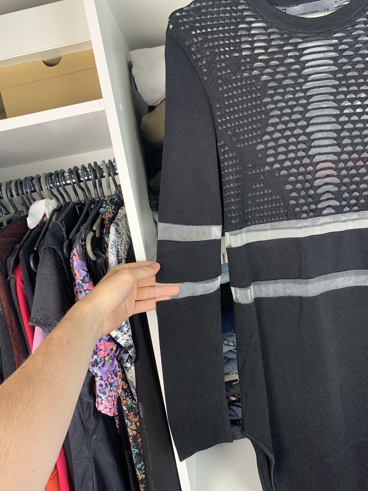Alexander Wang Alexander Wang x H&M Long Sleeve Tunic Top with Perforated Size S / US 4 / IT 40 - 11 Thumbnail