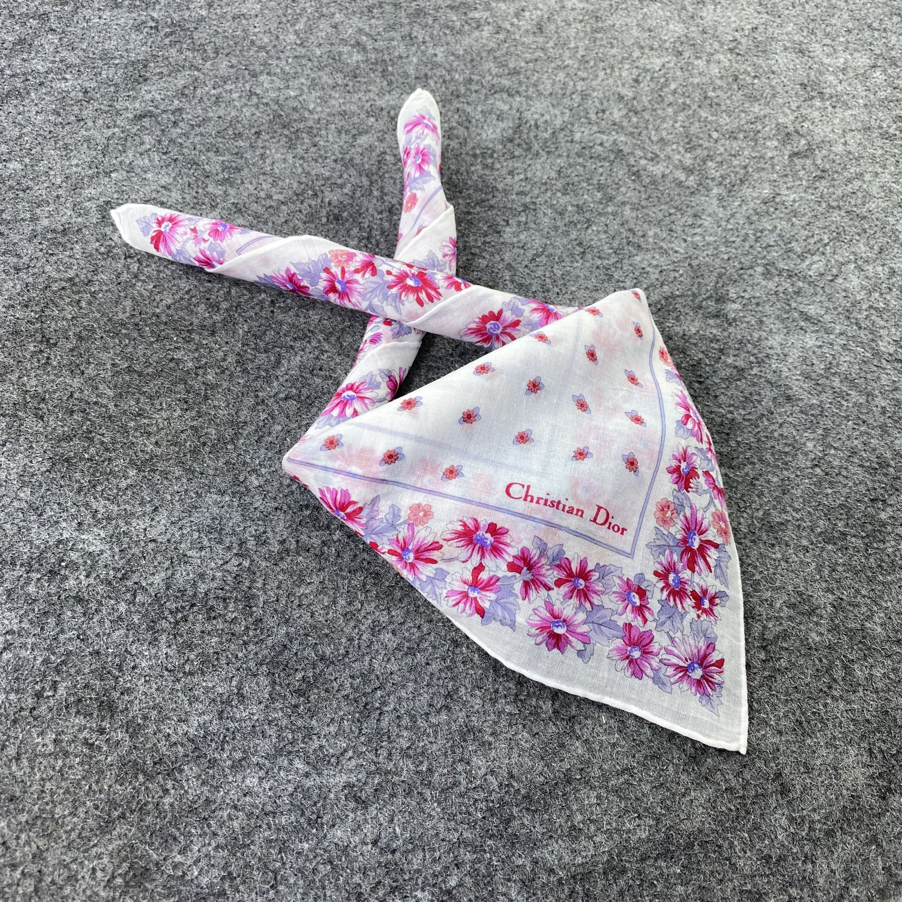 Vintage Christian Dior Handkerchief / Bandana / Neckerchief-B1112 Size ONE SIZE - 1 Thumbnail