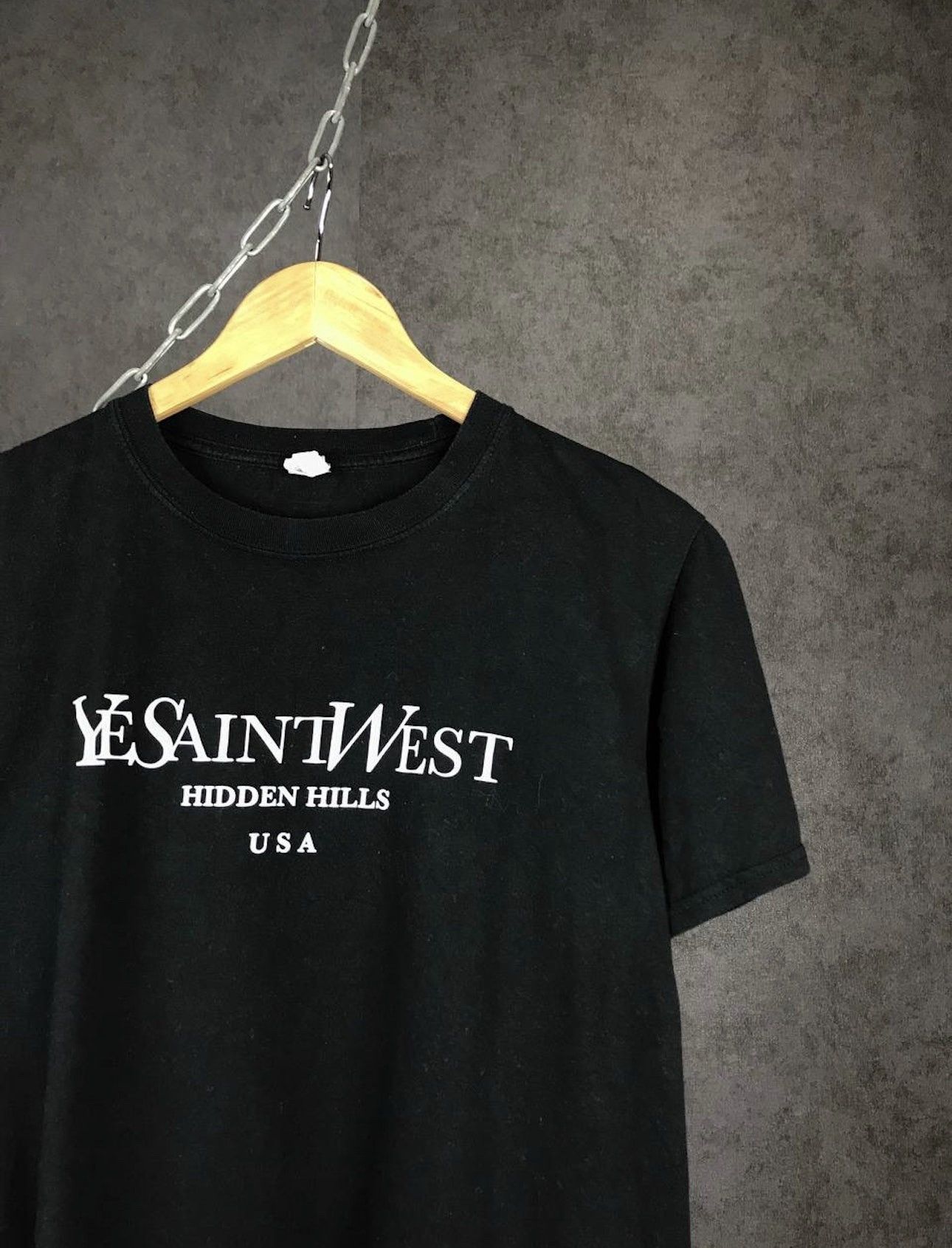 Gildan YeSaintWest Kanye West tour streetwear tee Size US M / EU 48-50 / 2 - 2 Thumbnail