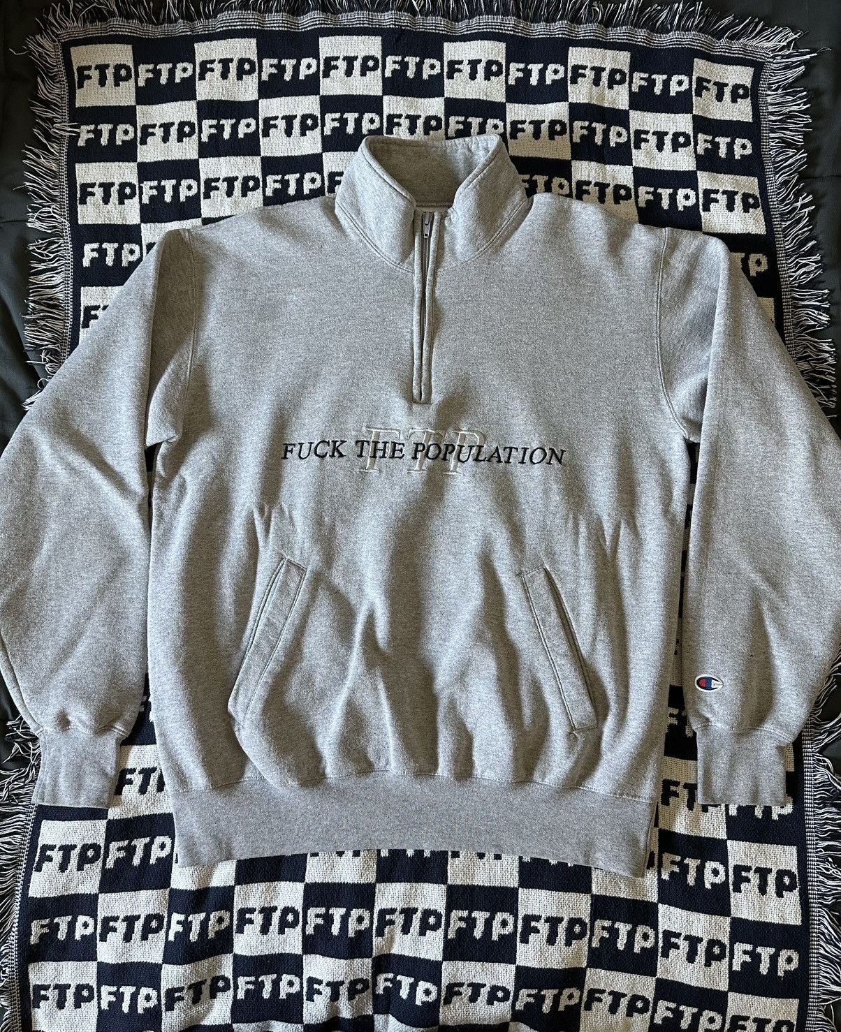 Fuck The Population FTP SPELLOUT QUARTER ZIP CHAMPION SWEATER Size US L / EU 52-54 / 3 - 1 Thumbnail