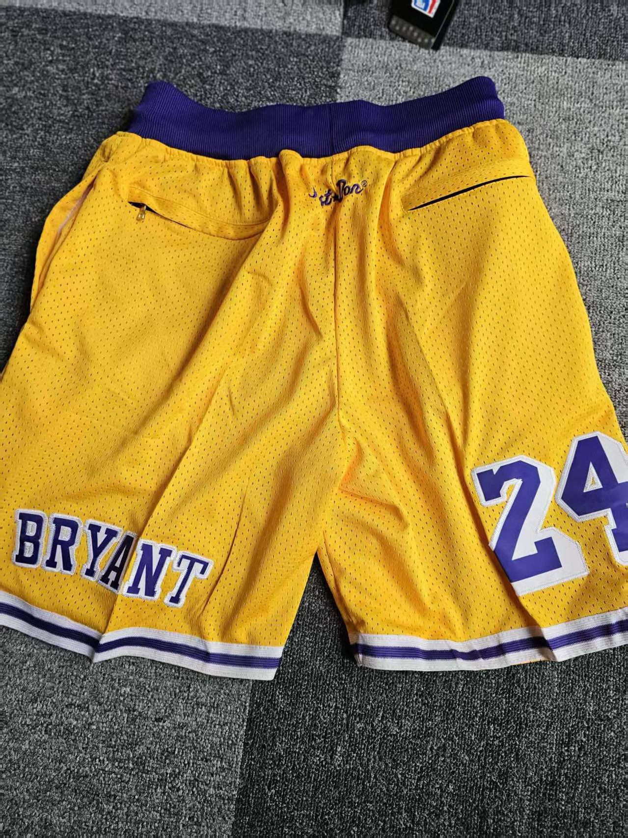 NBA Kobe Bryant Short Laker 24 Short Pocket Short XXL Size US 38 / EU 54 - 2 Thumbnail