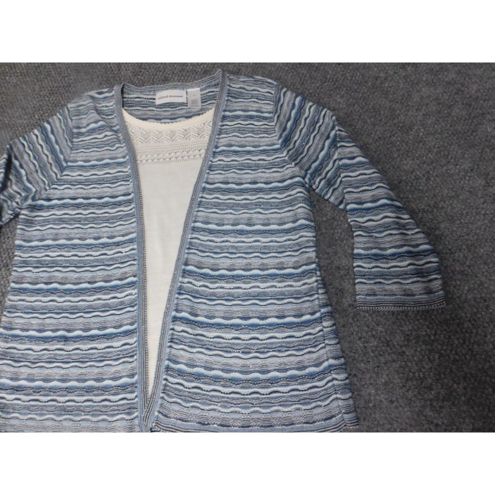 Vintage Alfred Dunner Womens Sweater Medium Blue Pullover Crew Neck Long Sleeve Cap Sleeve Acrylic Knit Stretch Button Casual Regular Modern American Knit Size M / US 6-8 / IT 42-44 - 3 Thumbnail