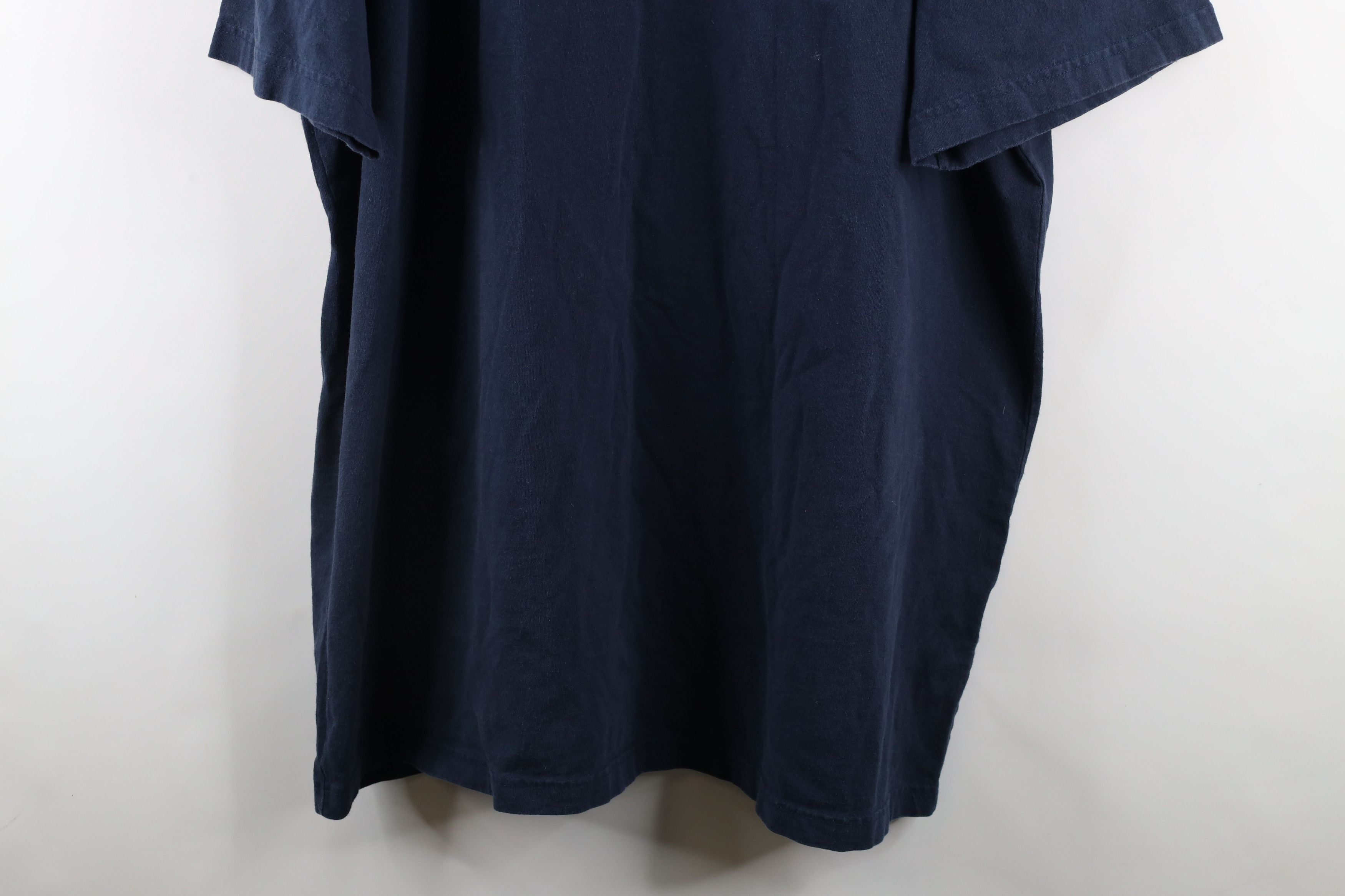 Carhartt × Vintage Vintage Carhartt Out Heavyweight Pocket T-Shirt Navy Blue Size US XXL / EU 58 / 5 - 3 Thumbnail