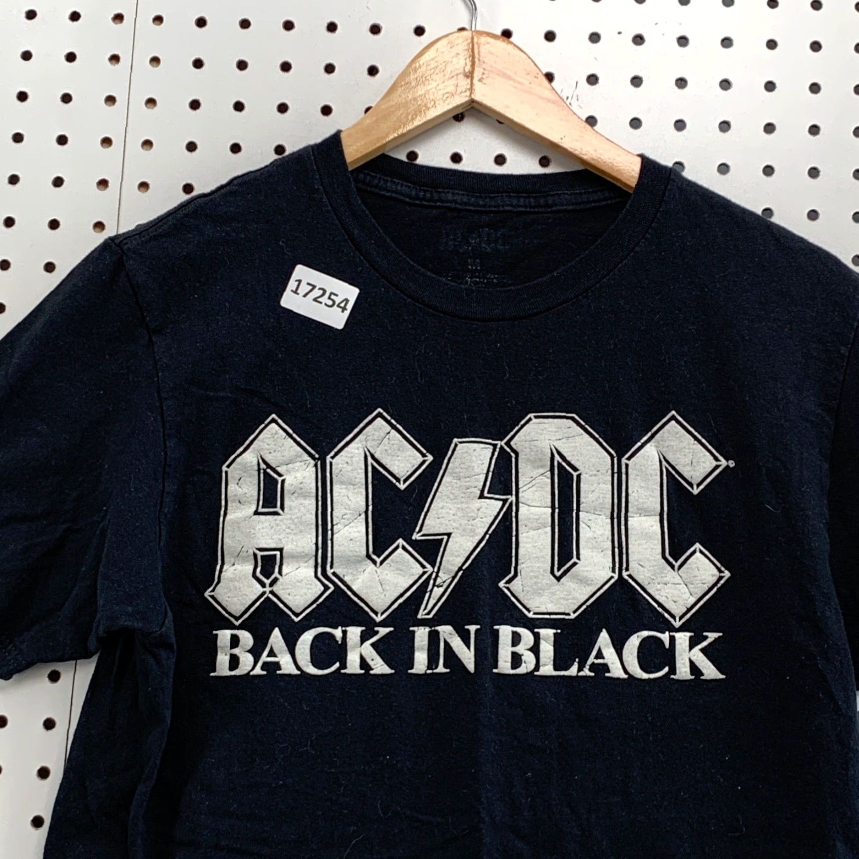 Vintage ACDC Back In Black Shirt Adult Medium Short Sleeve T-Shirt Black Music Tee 80s 90s Concert Mens Womens Size US M / EU 48-50 / 2 - 7 Thumbnail