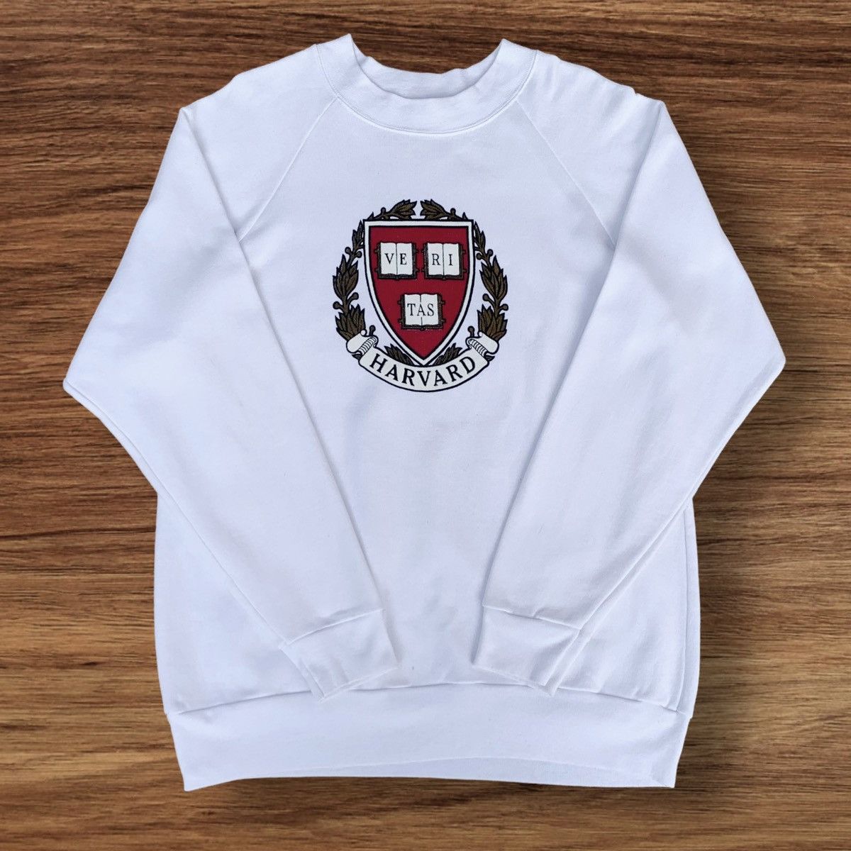 Vintage Rare! Vintage 1980s Harvard University CrewNeck Big Logo Size L / US 10 / IT 46 - 1 Thumbnail