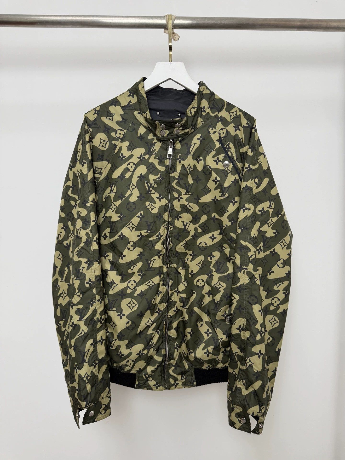 Louis Vuitton LV Camo & Monogram Double-Sided Jacket 50 Limited Size US M / EU 48-50 / 2 - 1 Thumbnail