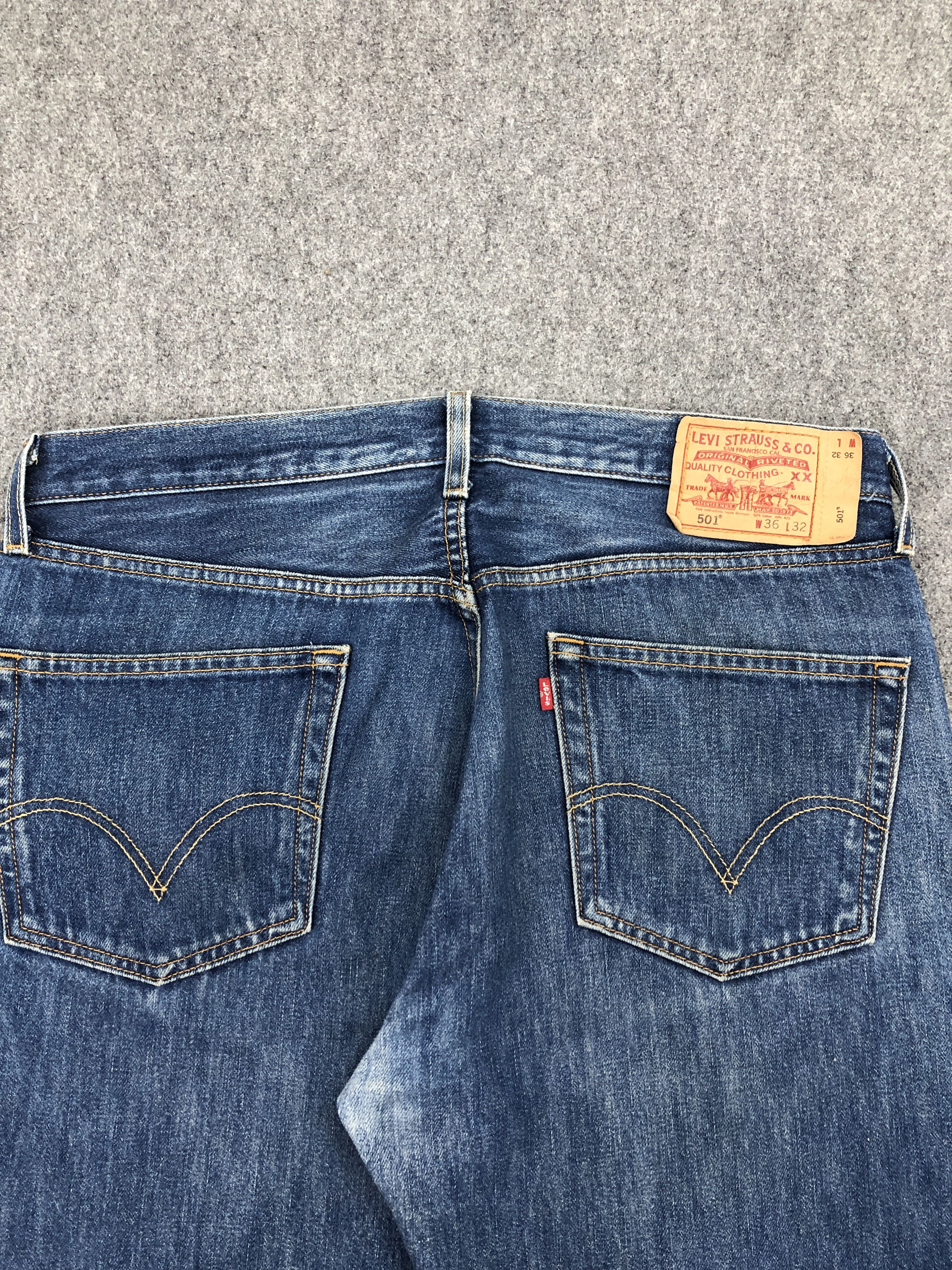 Levi's Vintage Levi's 501 Faded Blue Jeans DP2297 Size US 34 / EU 50 - 4 Thumbnail
