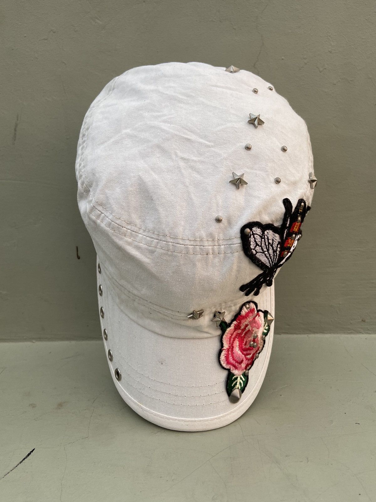 If Six Was Nine 2000s star floral embroidery studded patrol hat Size ONE SIZE - 7 Thumbnail