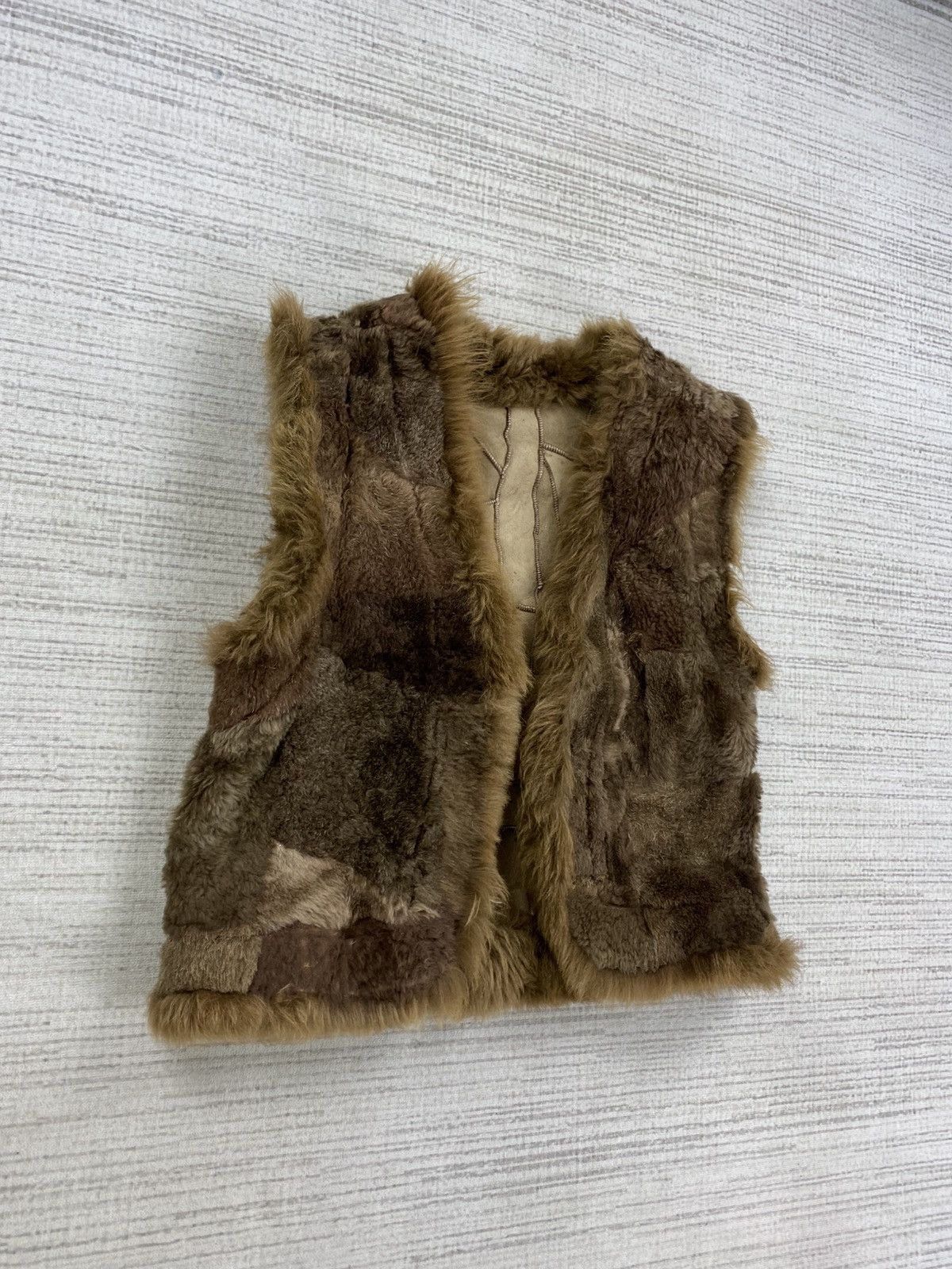Leather × Other × Vintage Vintage Leather Patchwork Fur Vest Size US S / EU 44-46 / 1 - 3 Thumbnail