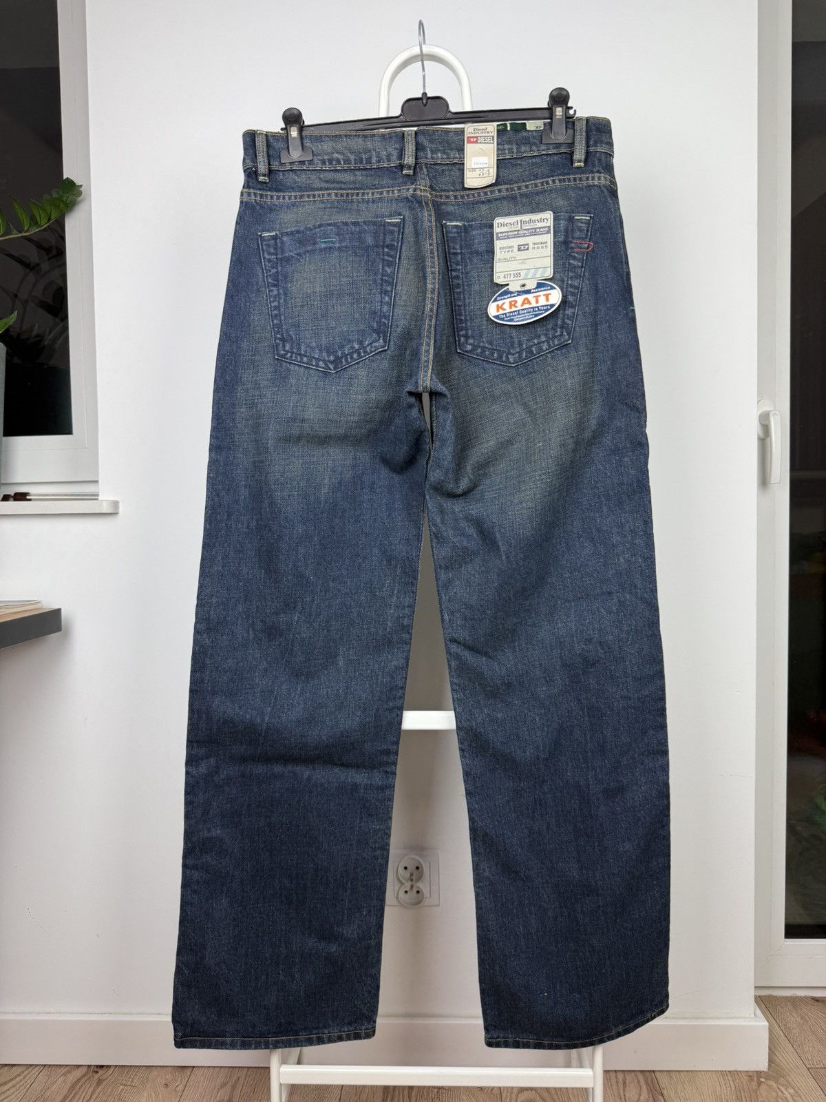 Designer × Diesel × Vintage Vintage Y2K Distressed Diesel Cargo jeans Pants Size US 34 / EU 50 - 7 Thumbnail