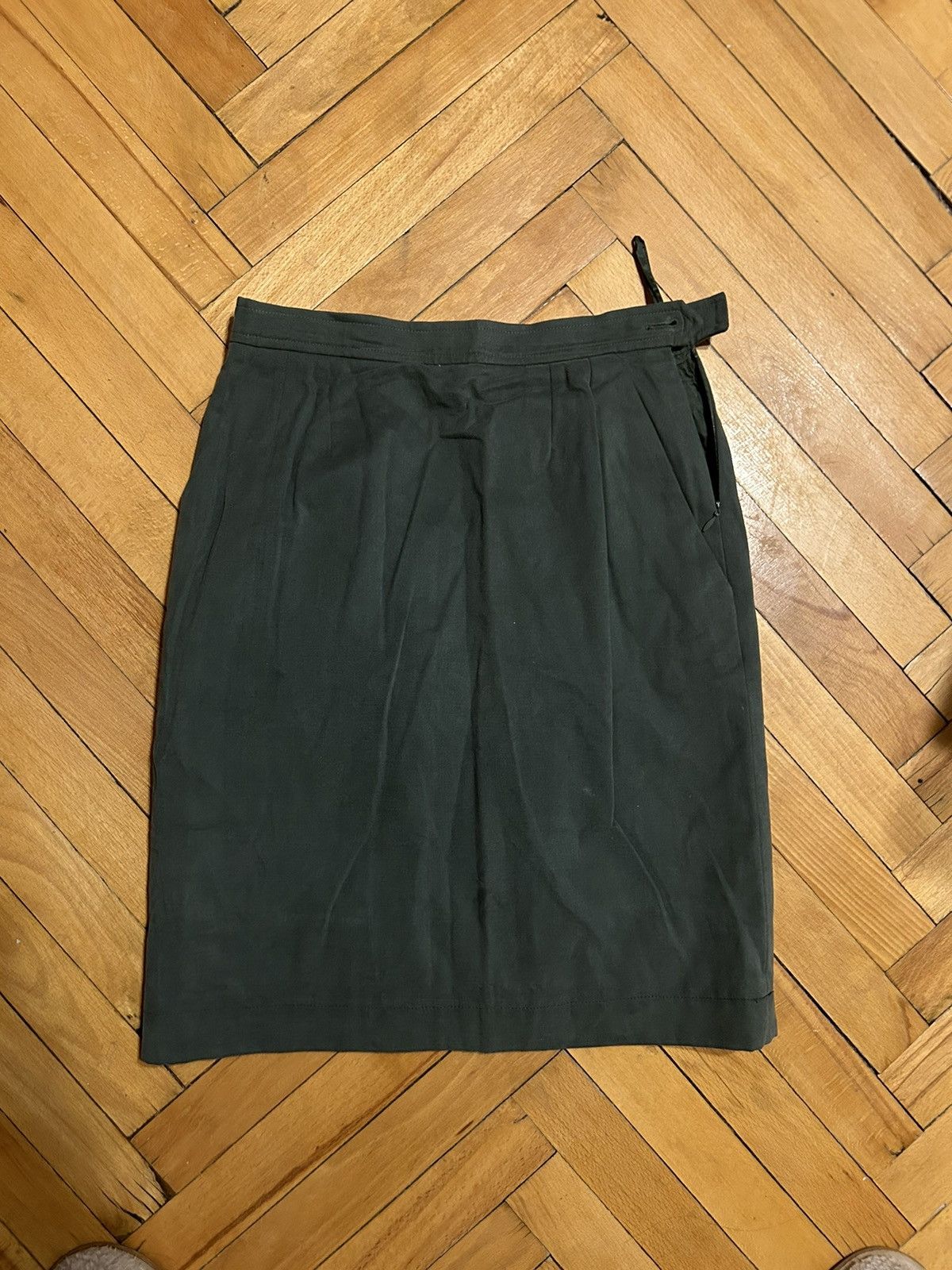 Designer × Vintage × Yves Saint Laurent Yves Saint Laurent Rive Gauche Vintage pleated Pencil Skirt Size 27" / US 4 / IT 40 - 1 Thumbnail