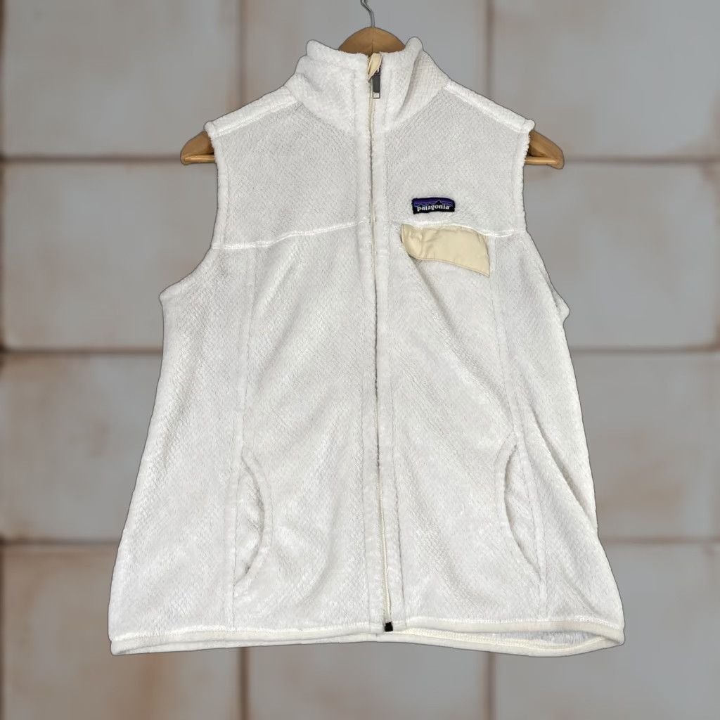Patagonia Patagonia Re-Tool Snap-T Fleece Vest Womens M White Polartec Thermal Pro Vest Size M / US 6-8 / IT 42-44 - 1 Thumbnail