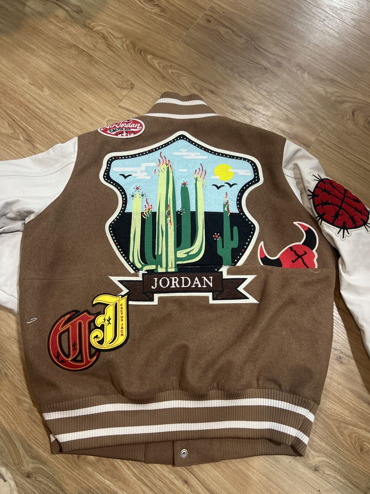 Jordan Brand × Travis Scott 🌵Air Jordan x Travis Scott Varsity Jacket 'Antique Brown' Size US M / EU 48-50 / 2 - 4 Thumbnail