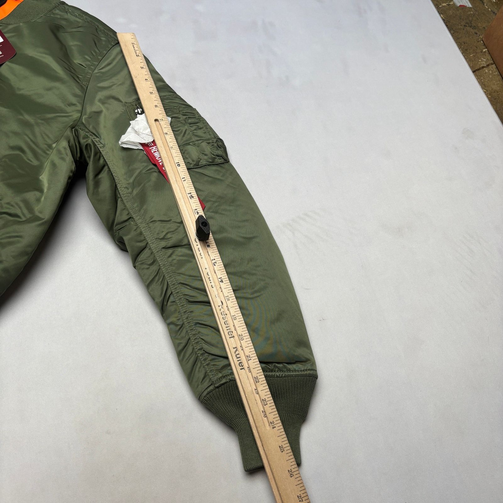 Alpha Industries NWT Alpha Industries MA-1 Bomber Jacket Men's XS Made in USA Size US XS / EU 42 / 0 - 8 Thumbnail