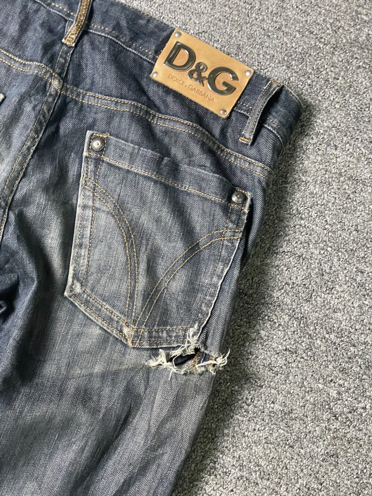 Designer × Dolce & Gabbana × Vintage DOLCE & GABBANA DISTRESSED DENIM JEANS (103) Size US 32 / EU 48 - 9 Thumbnail