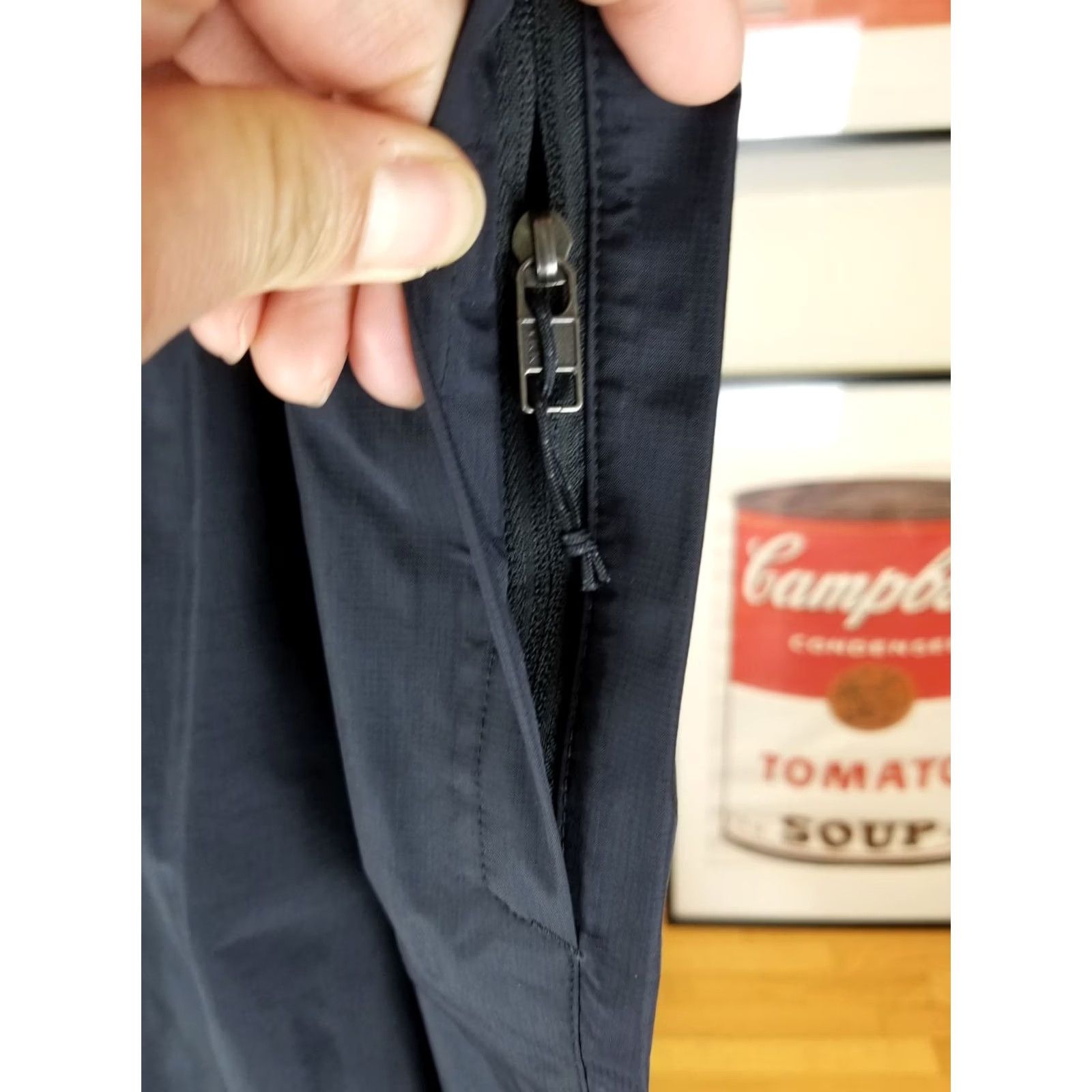 Patagonia VINTAGE PATAGONIA H2NO RAIN HIKING RIPSTOP WATERPROOF BLACK PANTS SZ MEDIUM Men Pants M Black 32/42 Jogger Size US 31 - 3 Thumbnail