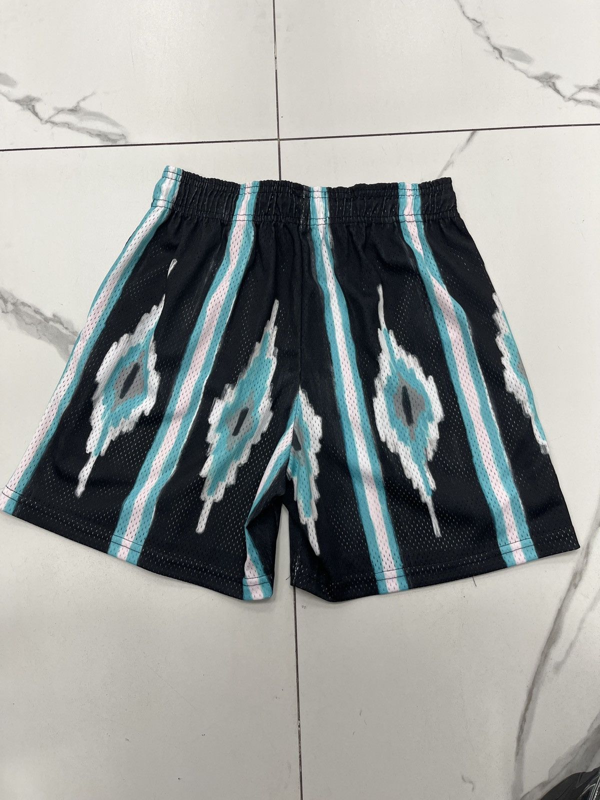 Eric Emanuel Eric Emanuel EE Basic Short "Western Print/Black" Size US 30 / EU 46 - 2 Thumbnail