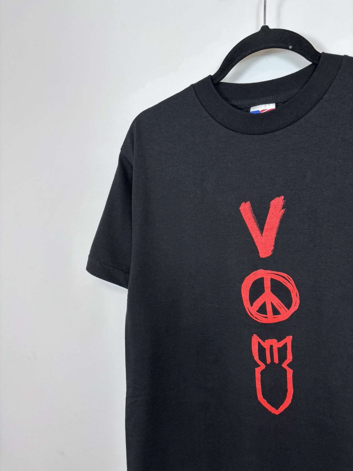Band Tees Vintage U2 Vertigo Tour 2005 Rare Black Rock Band Tee Size US M / EU 48-50 / 2 - 4 Thumbnail