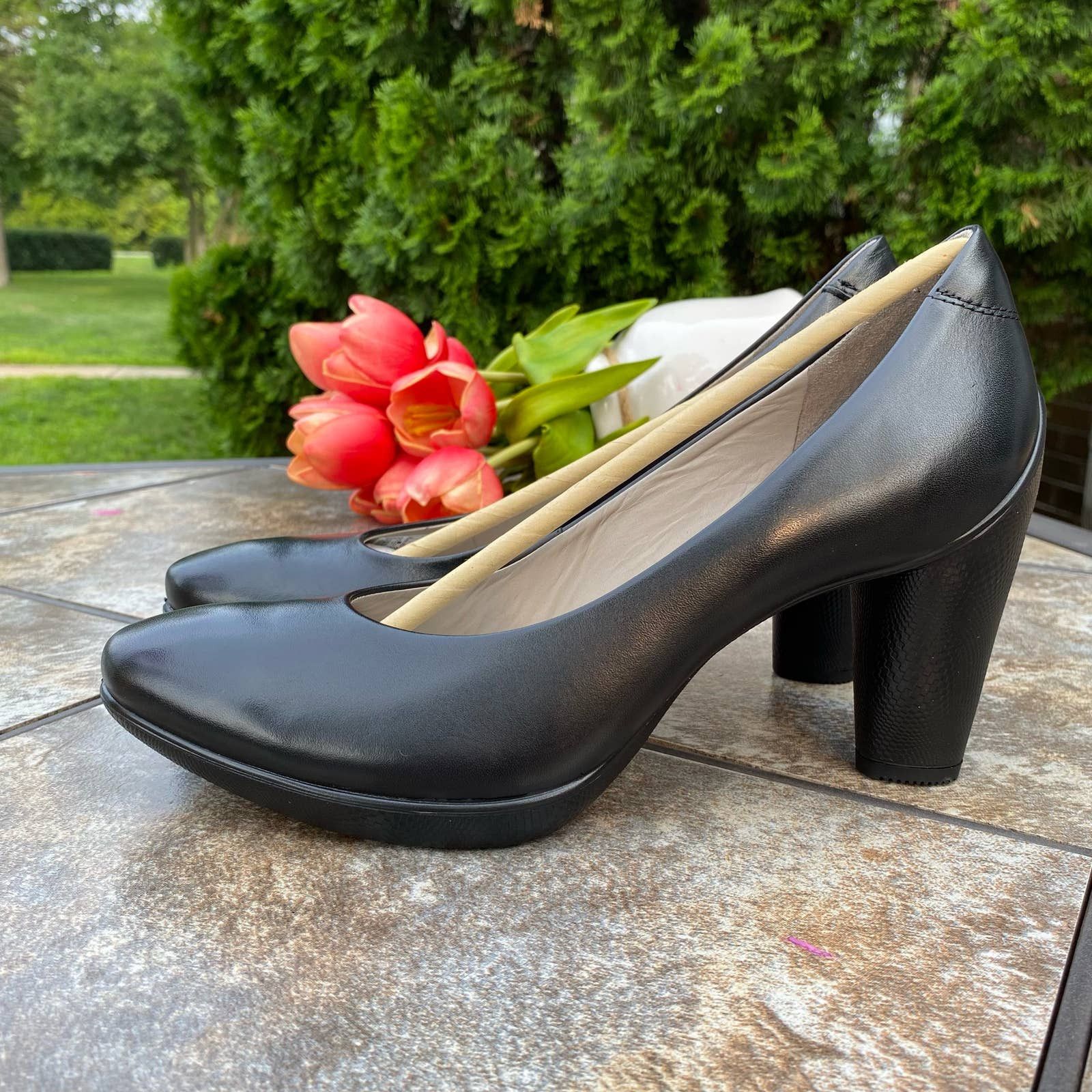 Ecco Sculptured 75 ECCO Shape Sculpted Motion 75 – Classic Pumps