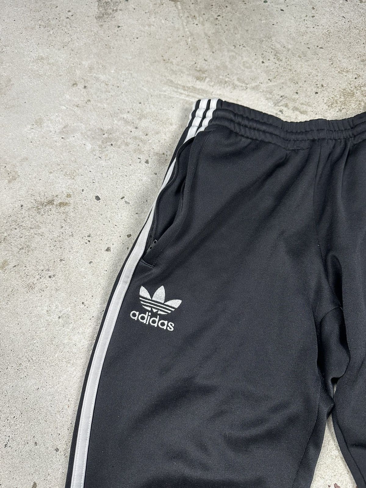 Adidas × Vintage Adidas x Bayern Munich Black Track Pants Vintage Y2K Size US 30 / EU 46 - 5 Thumbnail