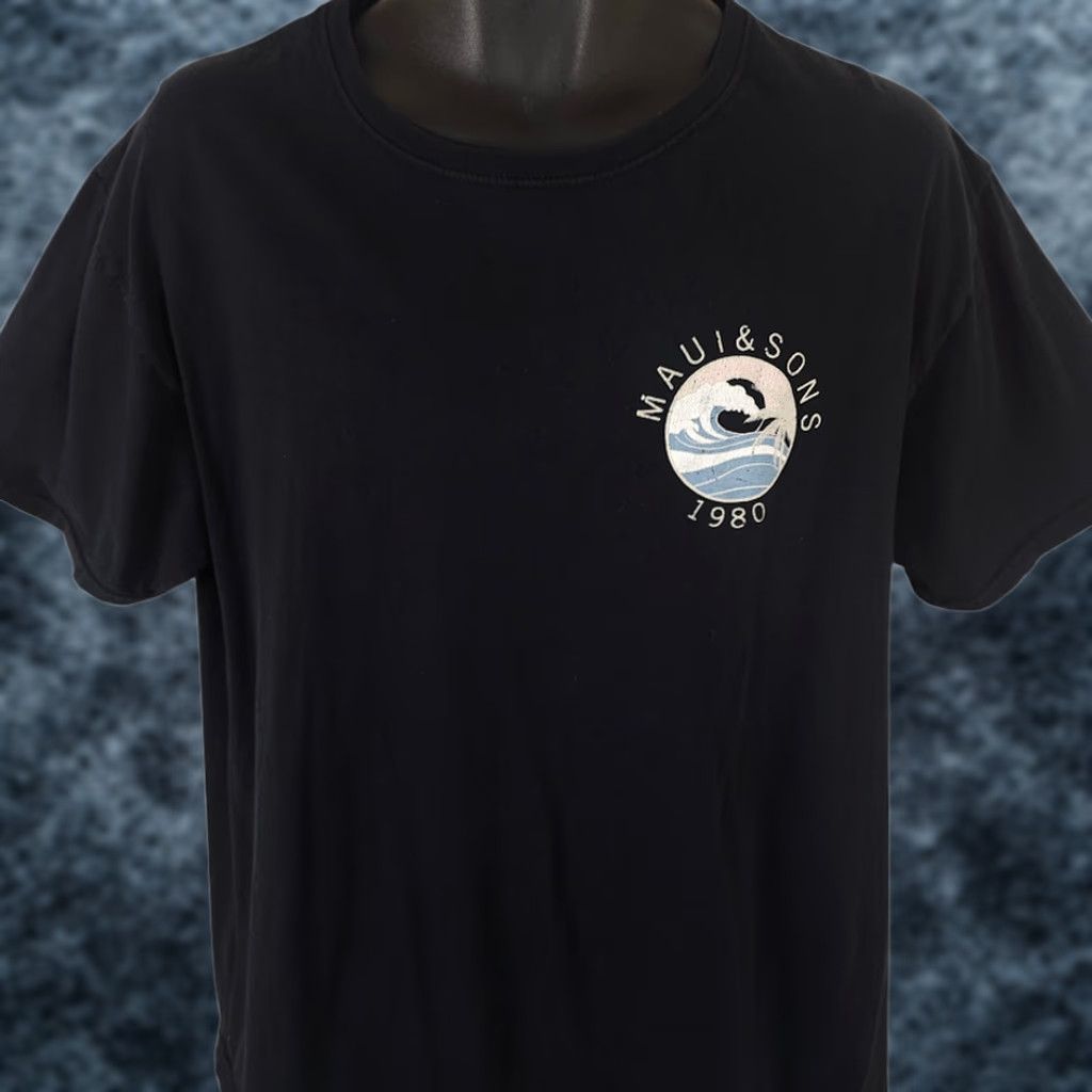 Vintage VINTAGE Maui & Sons T Shirt Mens Size Medium Black Hawaii Surfer Tee RELAXED Fit Size US M / EU 48-50 / 2 - 1 Thumbnail