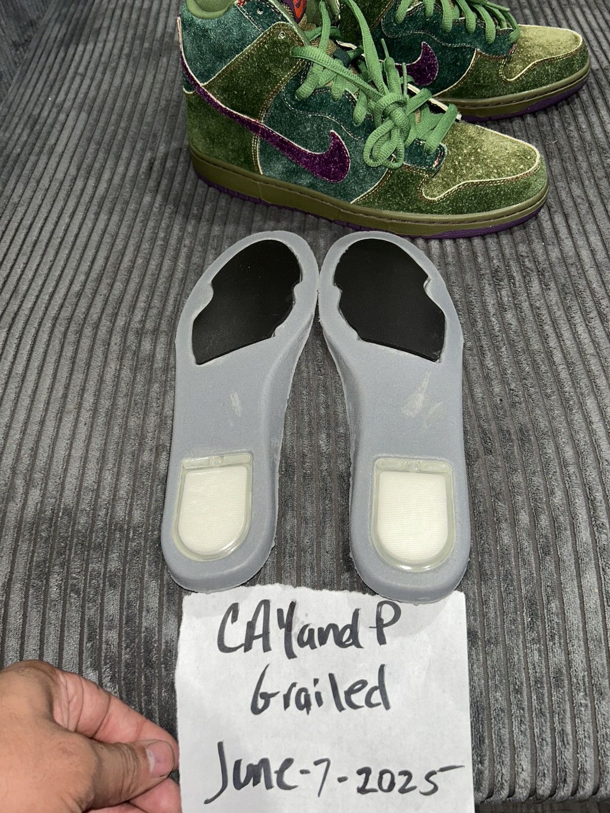 Vintage NIKE SB SKUNKS Size US 11 / EU 44 - 16 Thumbnail