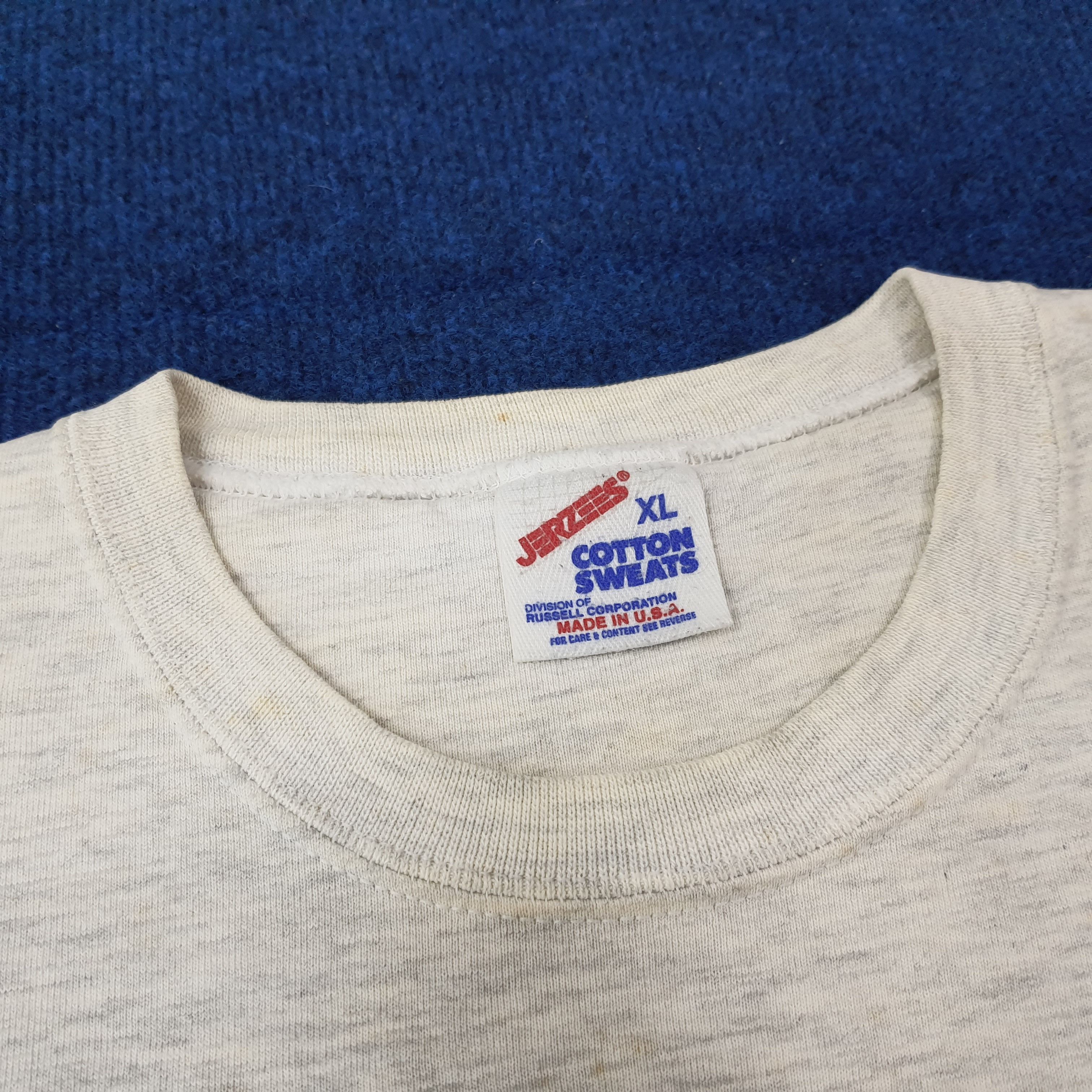 Vintage Vintage Nevada University Medicine School Sweatshirt C256N10 Size US XL / EU 56 / 4 - 5 Thumbnail