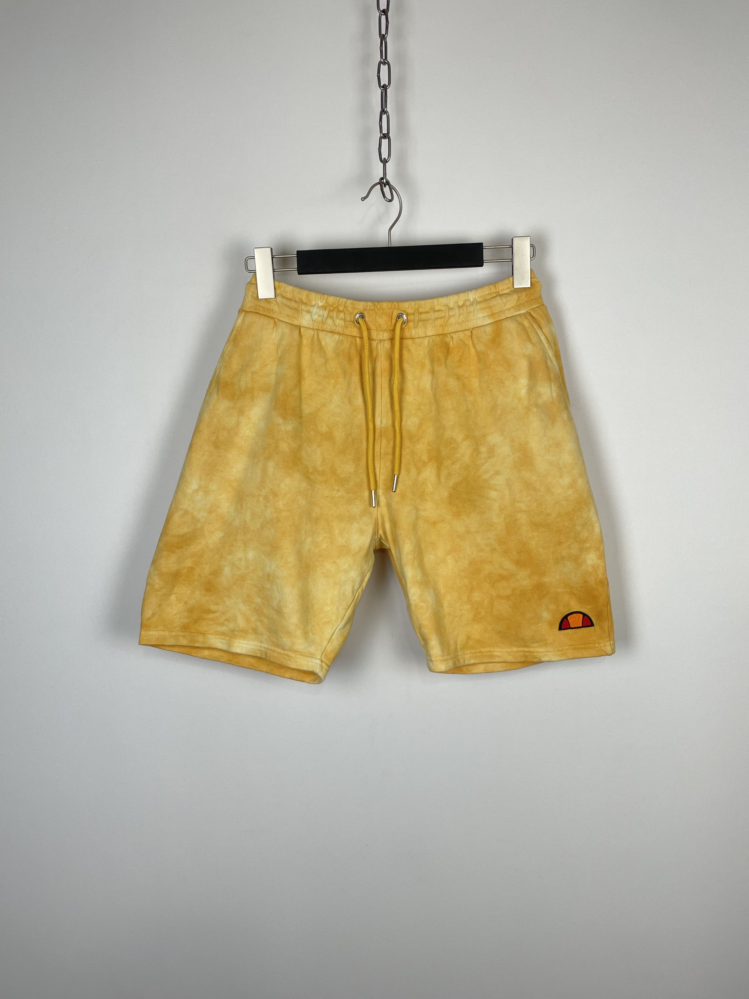 Ellesse Ellesse Track Shorts Small Logo Yellow size M Size US 32 / EU 48 - 1 Thumbnail